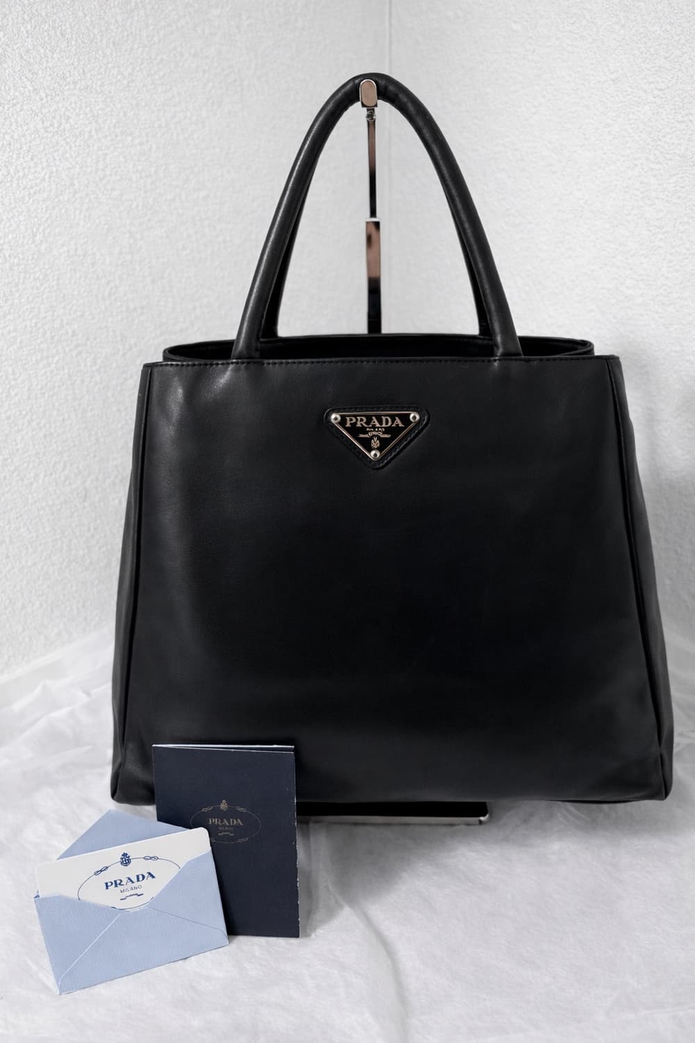 (백화점 정품 PRADA) 프라다 나파가죽 핸드백 (도트백) 상품이미지1