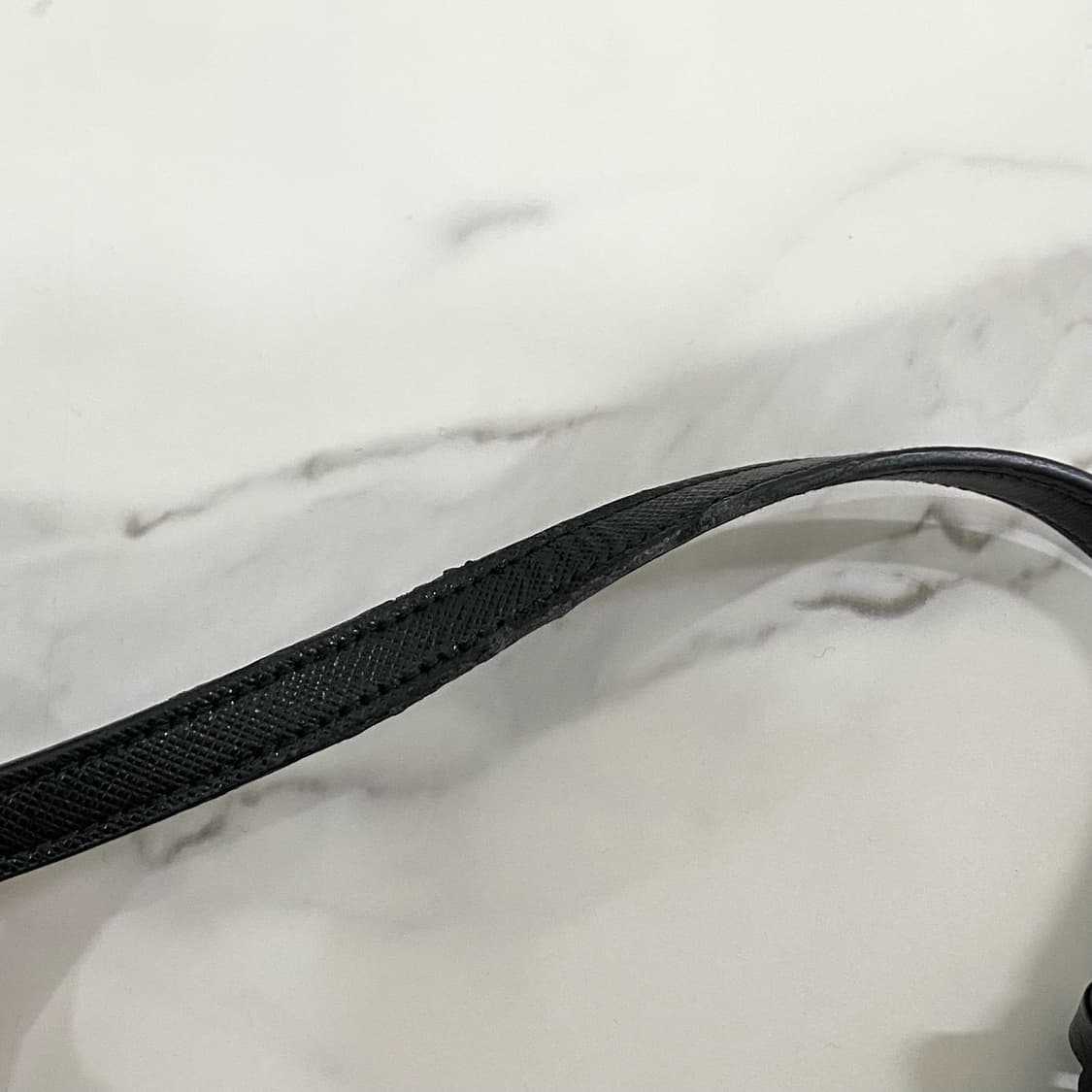 프라다 리에디션 2000 리나일론 숄더백 블랙 1NE515 상품이미지8