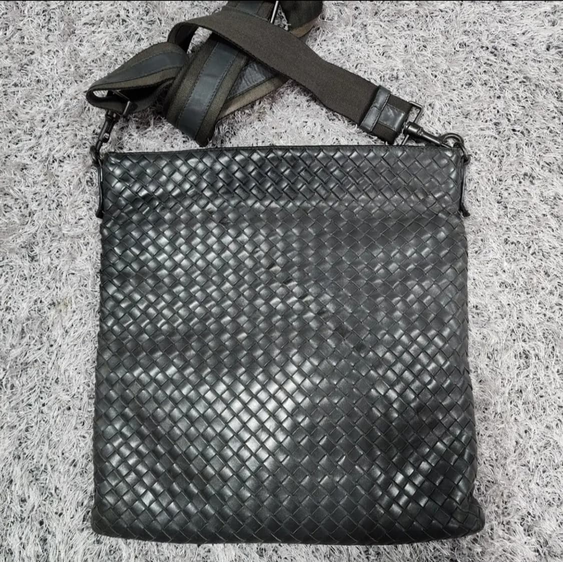 보테카베네타 크로스백 상품이미지2