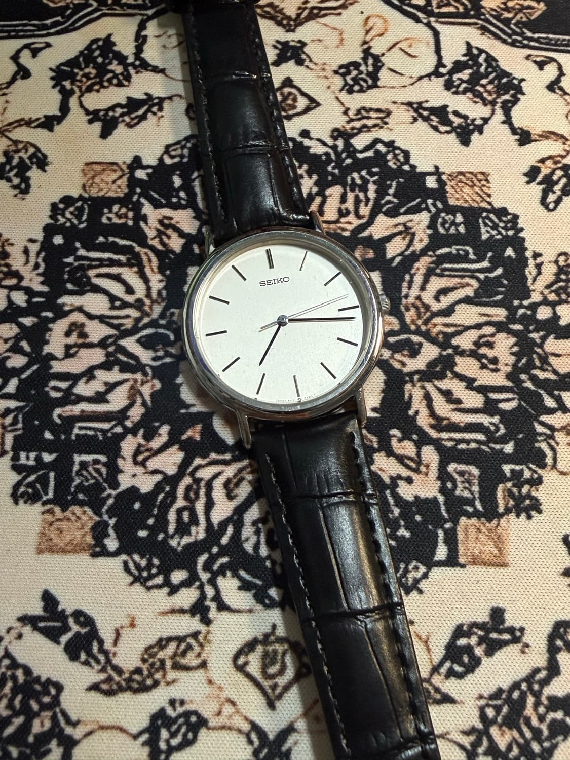 SEIKO 빈티지 쿼츠 시계 상품이미지1
