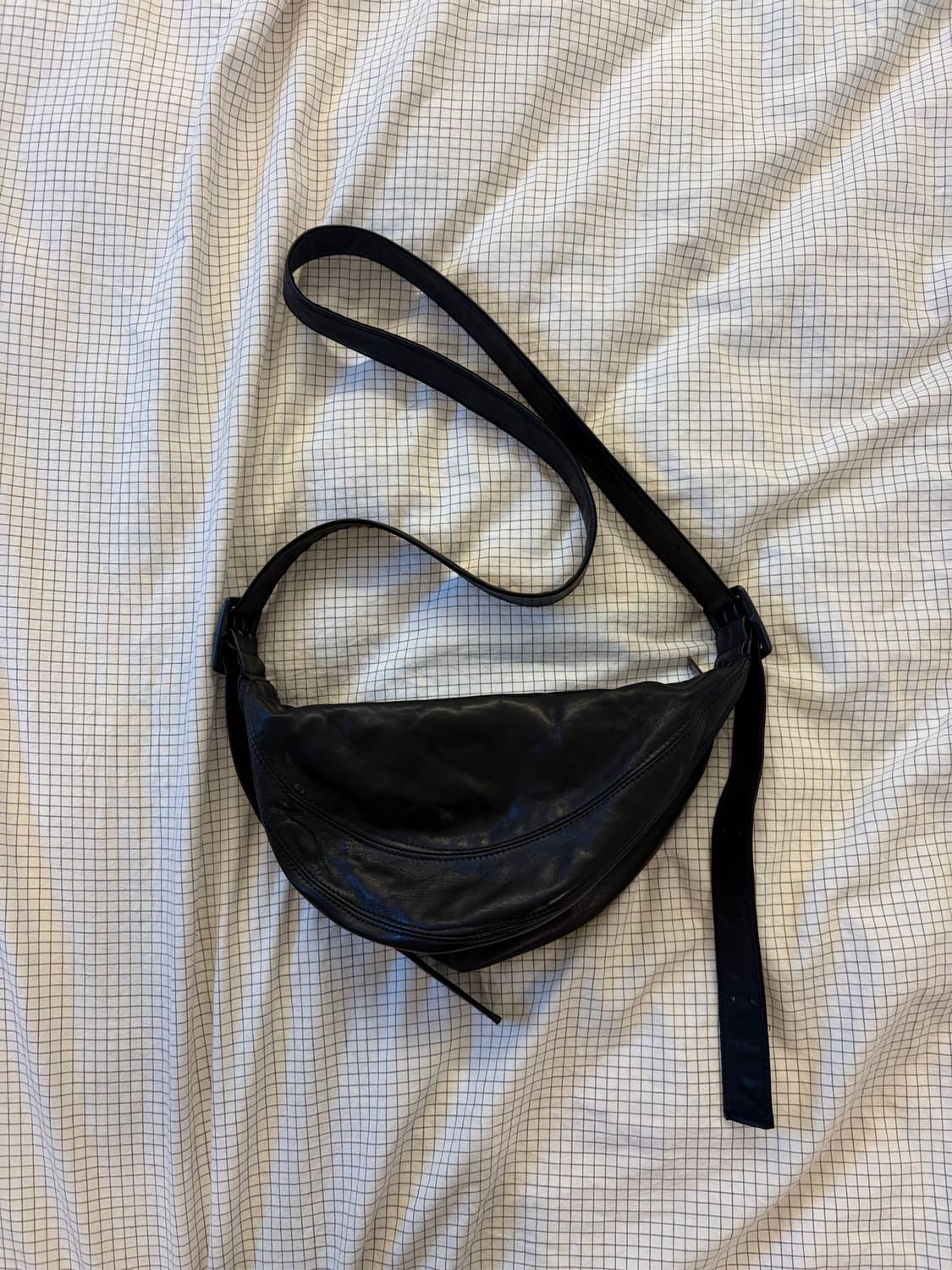 요지야마모토 슬링백 상품이미지1