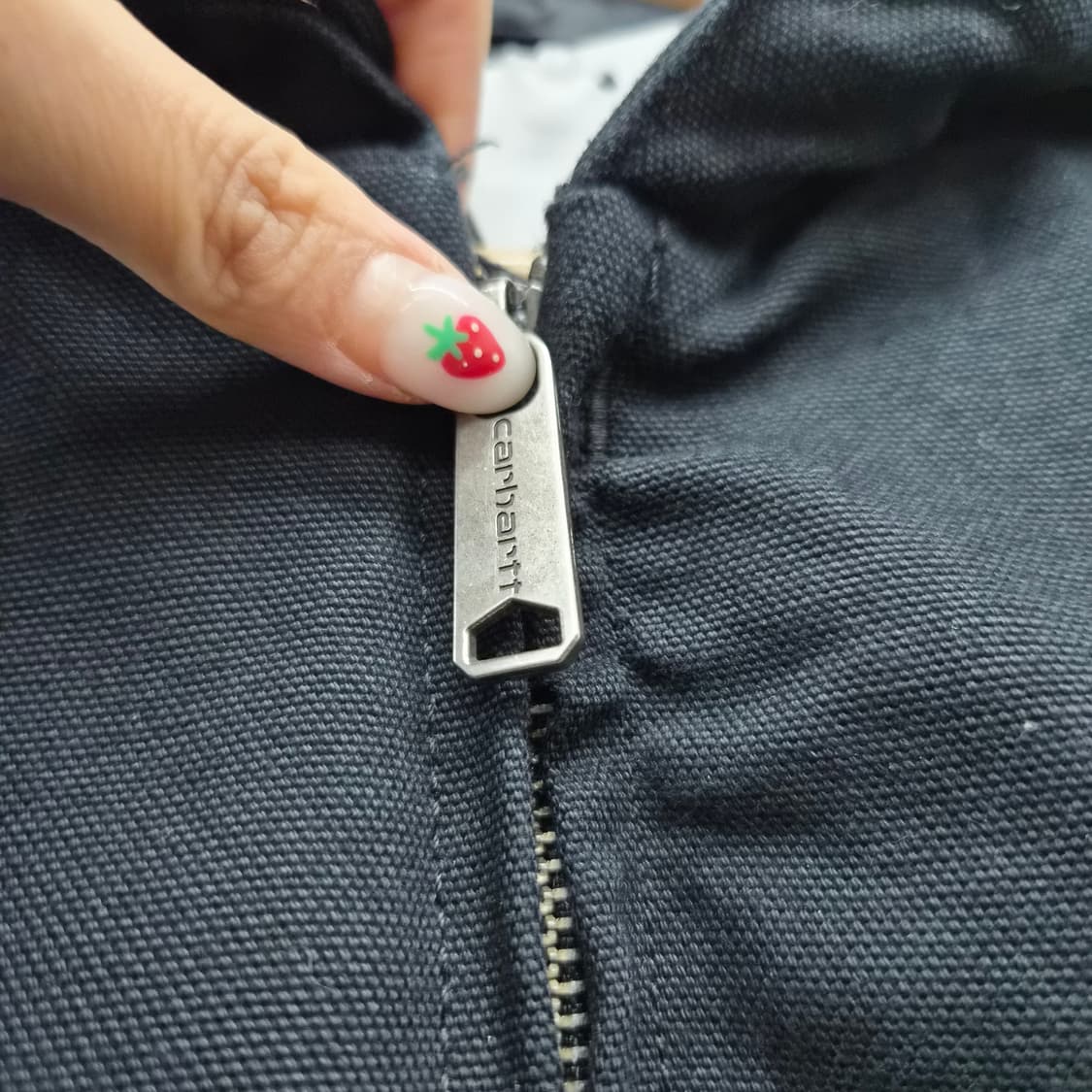 칼하트 액티브 후드 자켓 블랙 남녀공용 S 상품이미지3