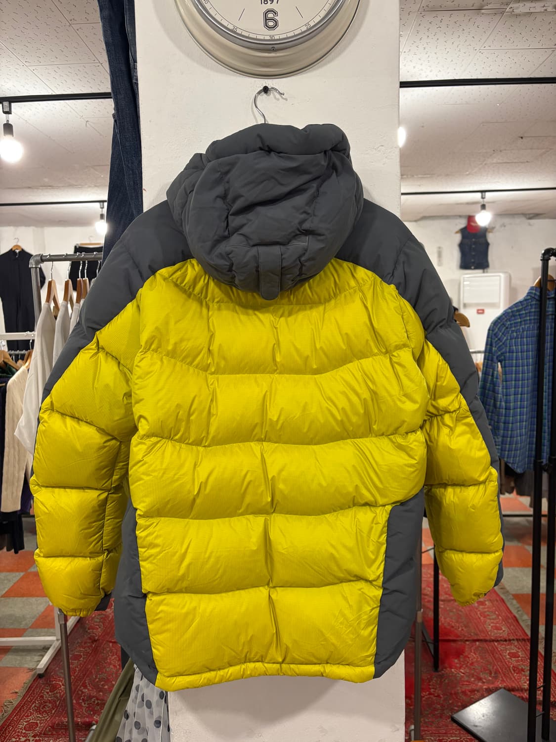 컬럼비아 패딩 상품이미지4