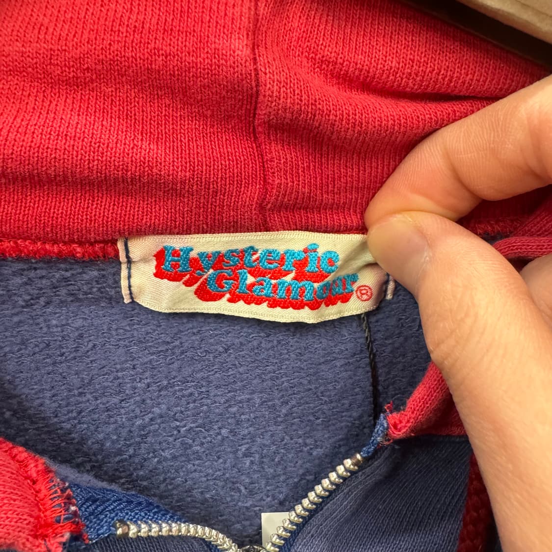 히스테릭 글래머 후드집업 전후면 프린팅 로고 포인트 네이비 아이보리 레드 상품이미지6