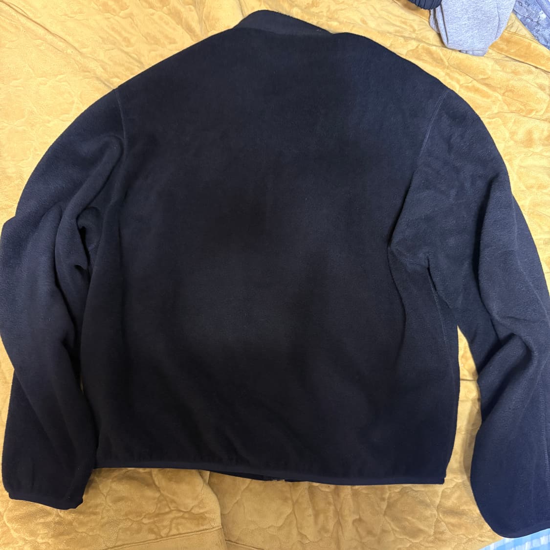 언어펙티드 에센셜 후리스 S 이번 신상 상품이미지2