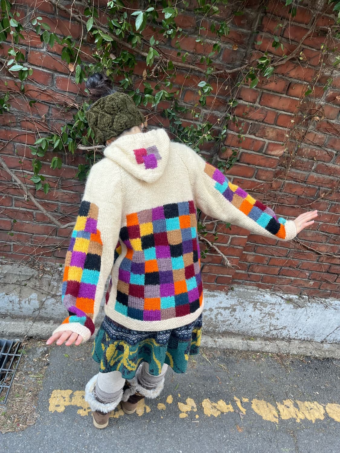 컬러풀 포인트 후드 울 니트 집업 상품이미지7