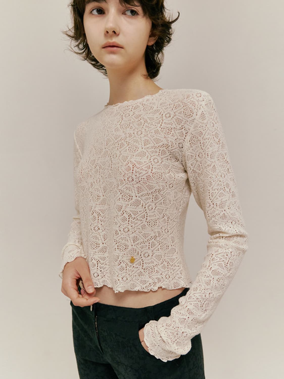 오버듀플레어 크로셰 니트 아이보리 상품이미지1