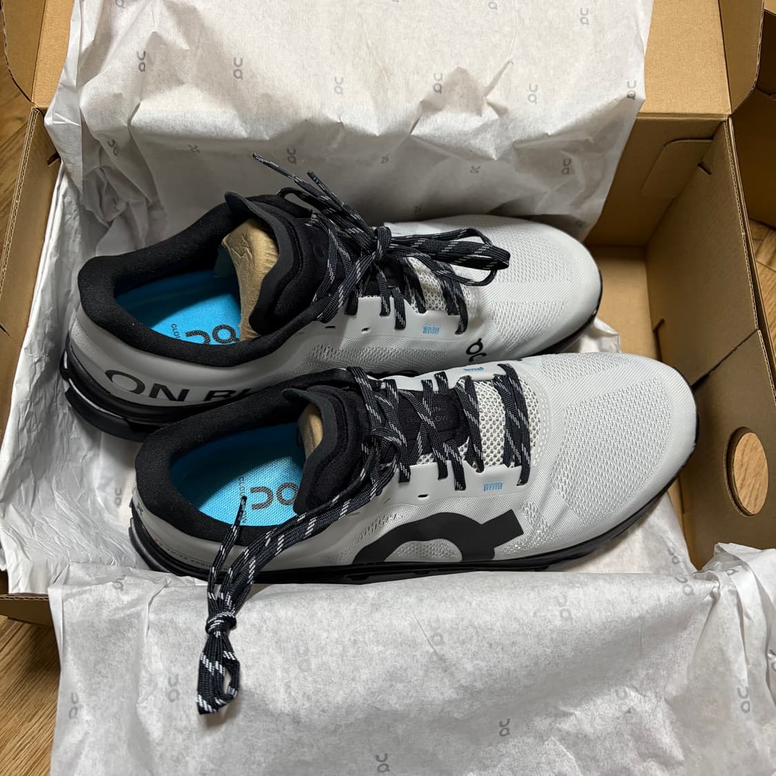 온러닝 클라우드 플로우5 루모스 275사이즈 상품이미지3