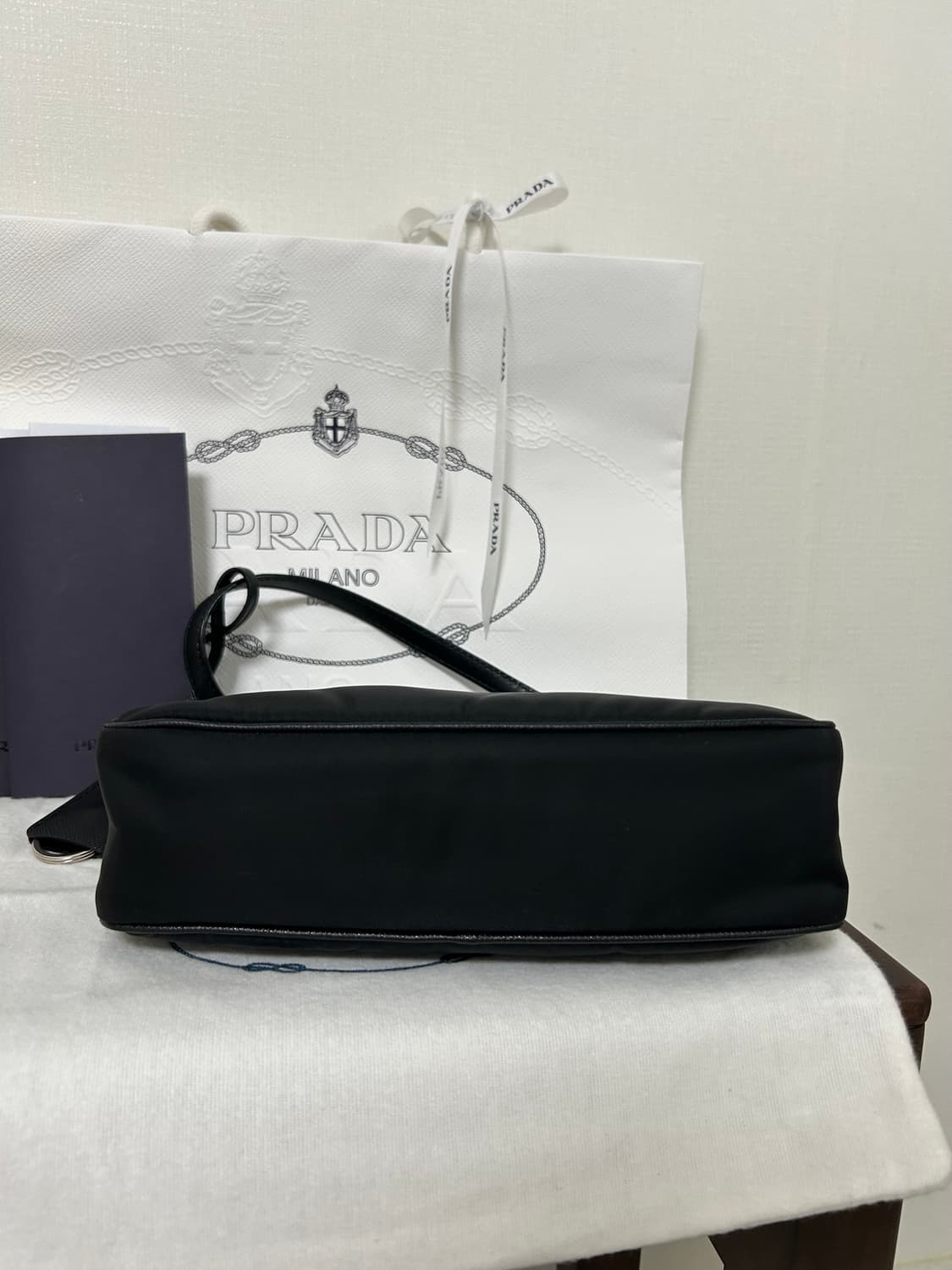 PRADA 프라다 리에디션 2005 리나일론 미니백 숄더백(가죽스트랩) 상품이미지7