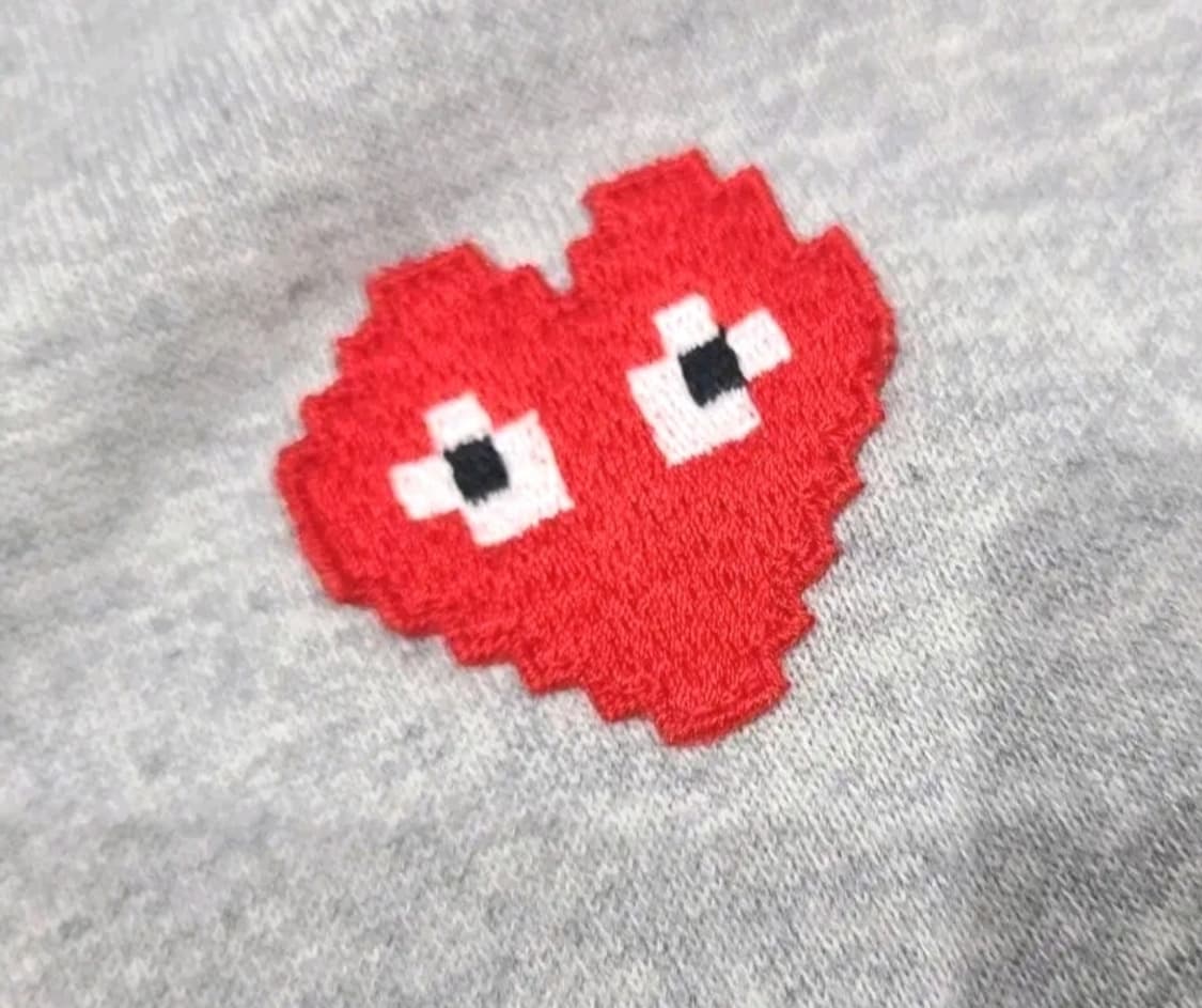 꼼데가르송 플레이 X 인베이더 후드 짚업 상품이미지2