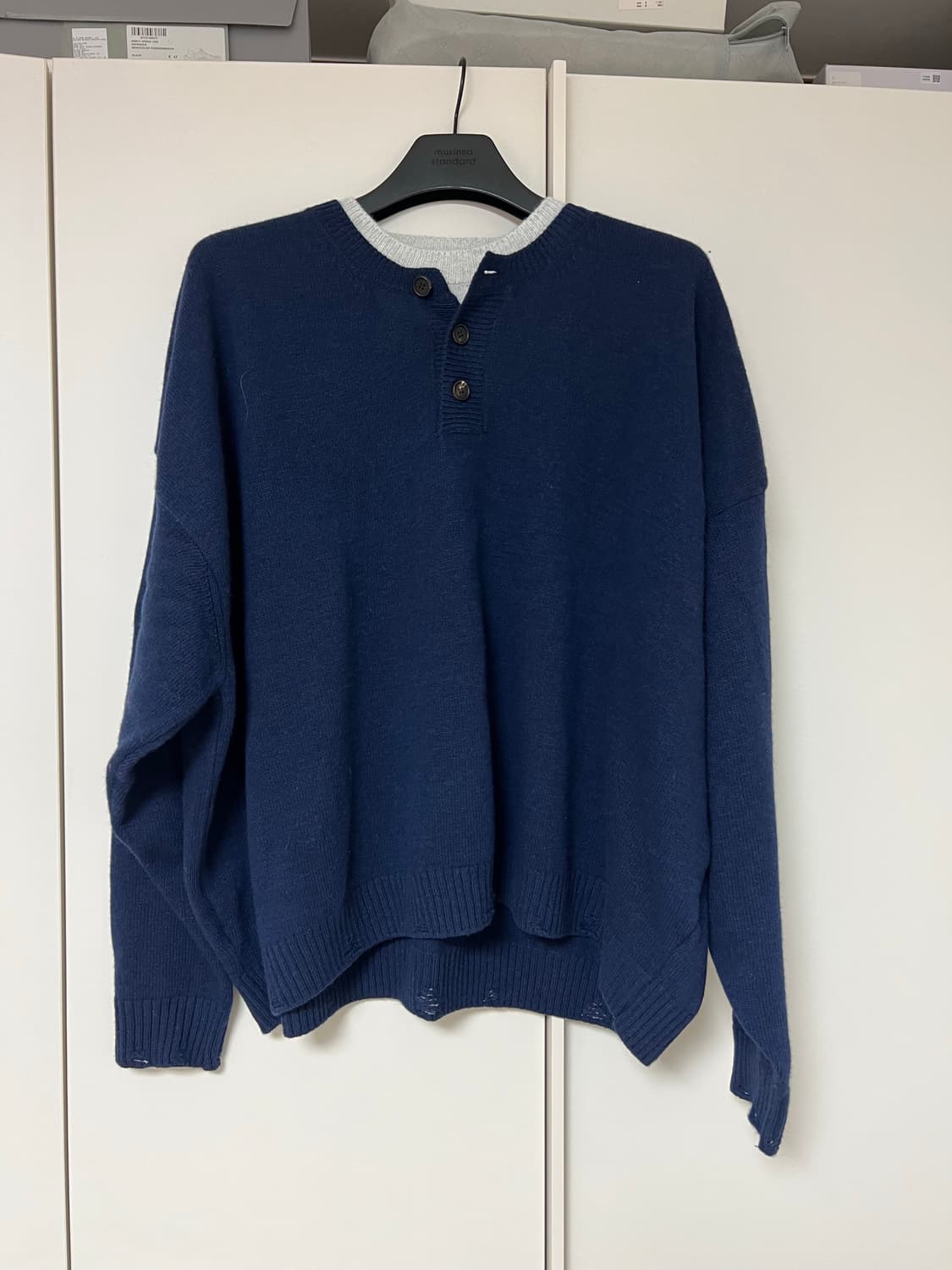 Mjd CONTRAST NECK CASH CROP KNIT NAVY 상품이미지2