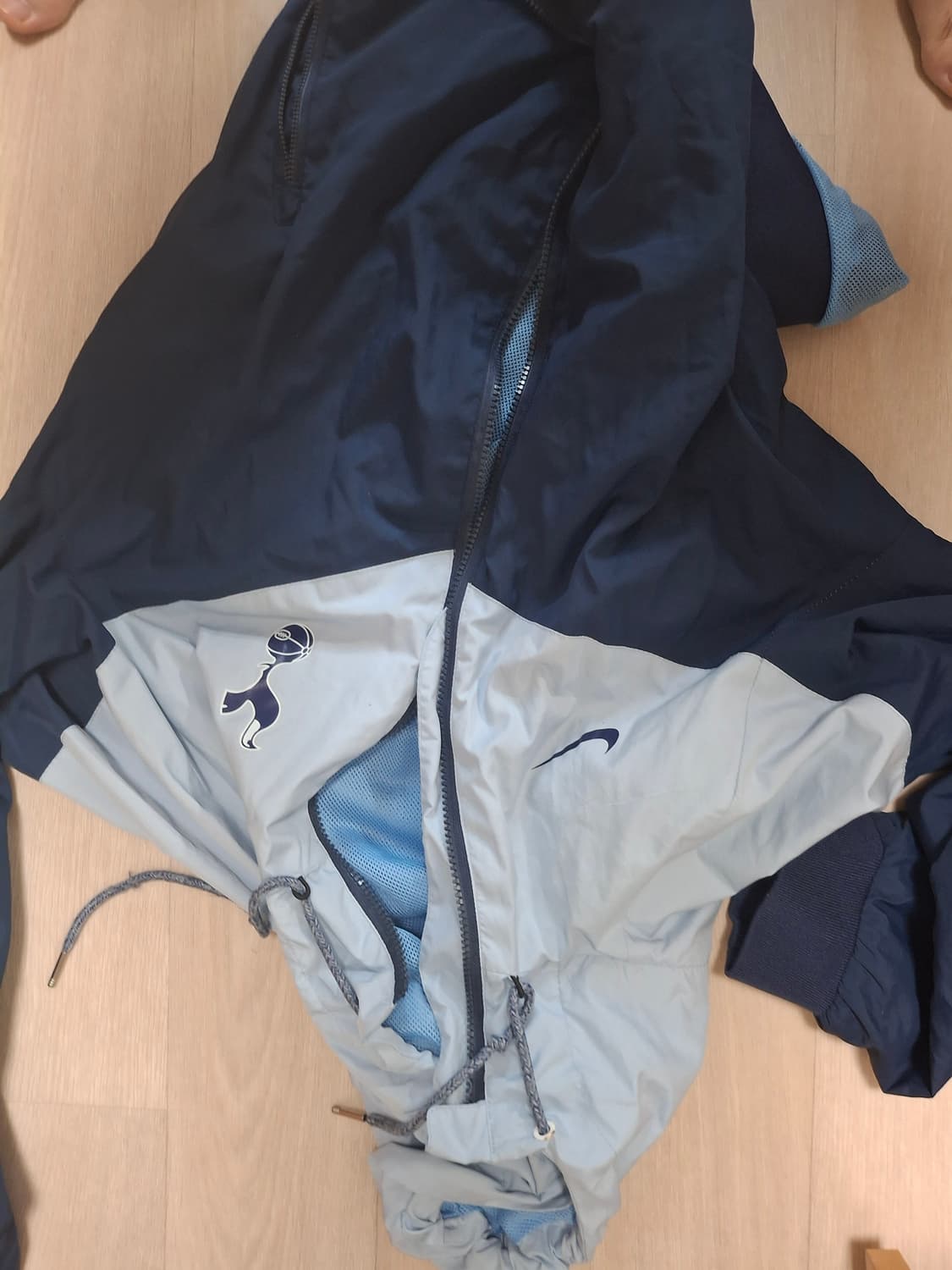 토트넘 바람막이 2 상품이미지4