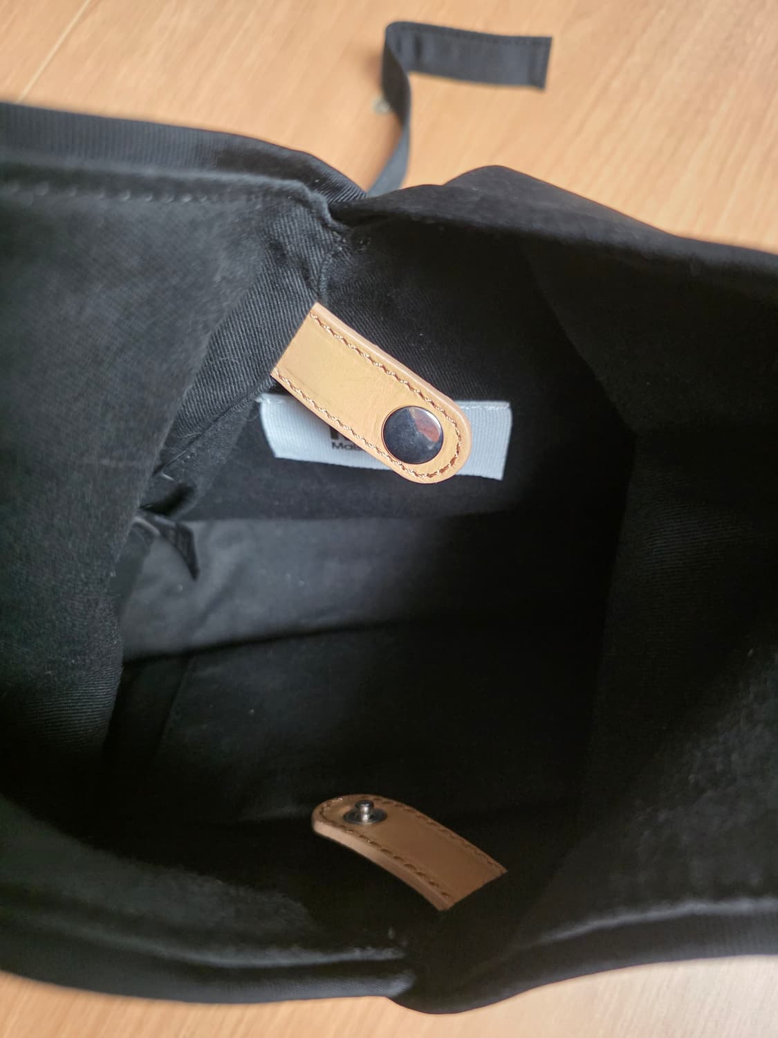 MM6 메종 마르지엘라 새틴 숄더백 상품이미지3