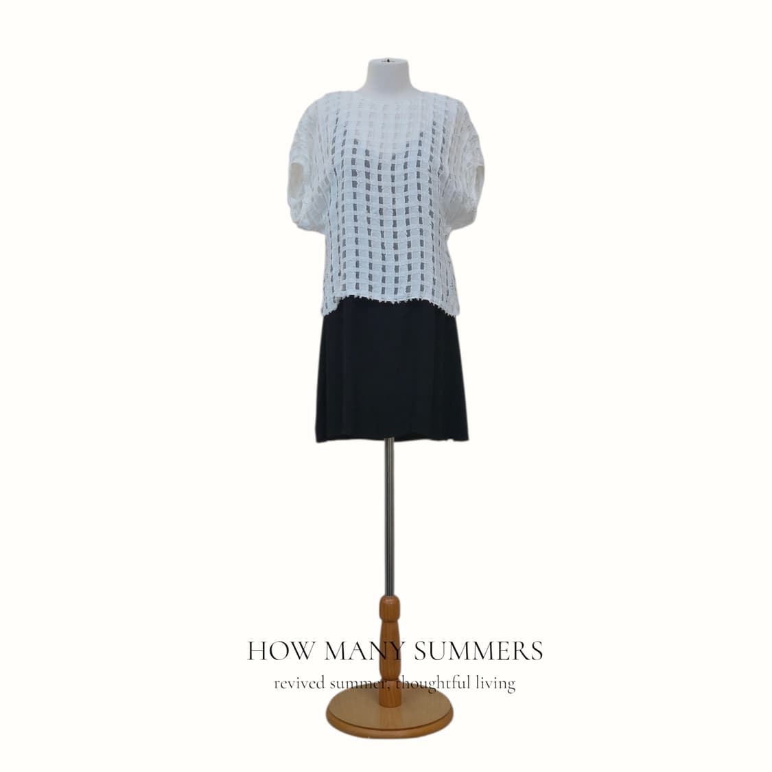 러블리 와플 펀칭 반팔 블라우스 여성 여름 휴양지룩 상의 상품이미지4