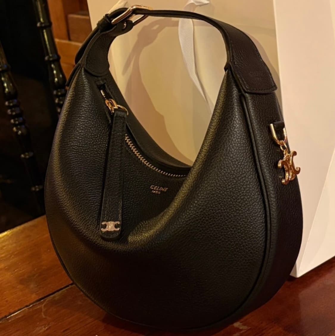 셀린느 트리옹프 키링 상품이미지4