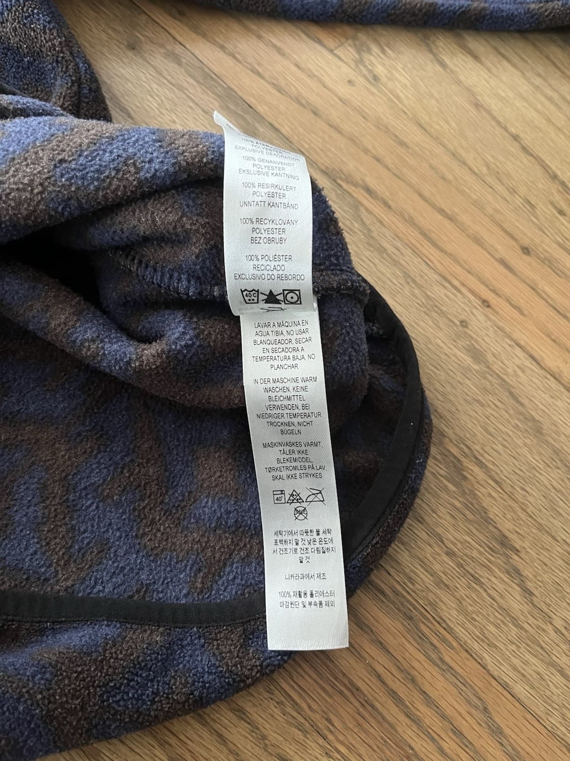 파타고니아 신칠라 스냅-T 네이비/브라운 아즈텍 패턴 상품이미지5