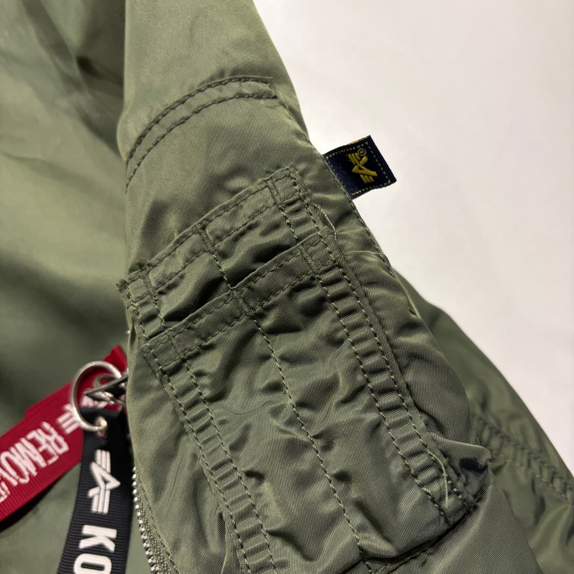 [L] 알파인더스트리 MA-1 마원 슬림핏 봄버 자켓 그린 D193 상품이미지5