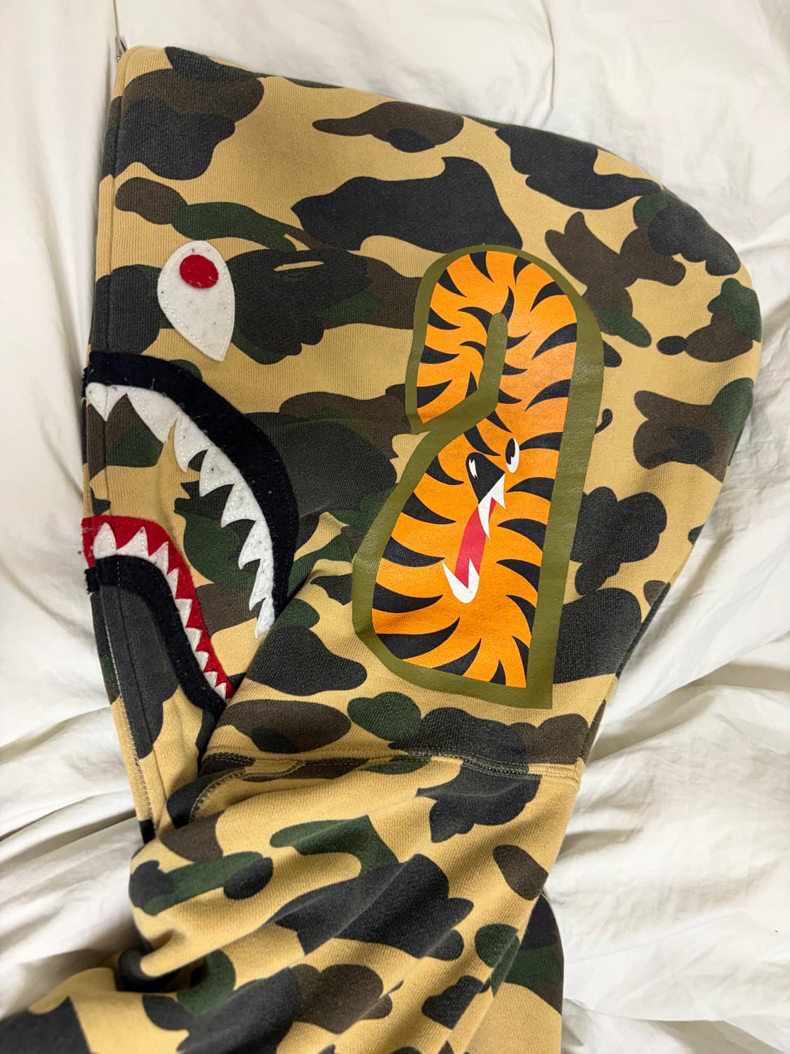 베이프 샤크후드 L 구형 상품이미지2