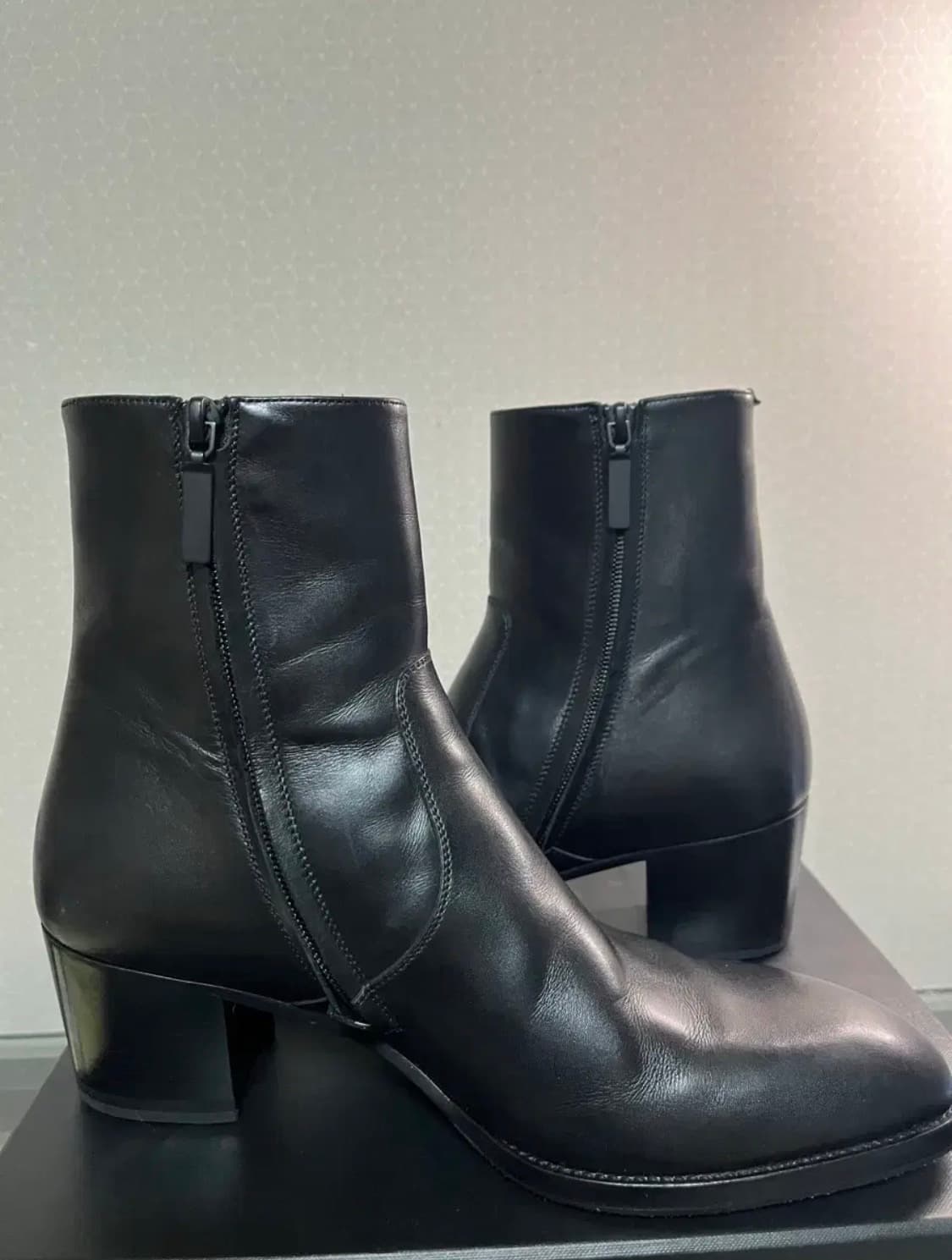 생로랑 블랙 부츠 / EU 41 (260mm) 판매합니다. 상품이미지3