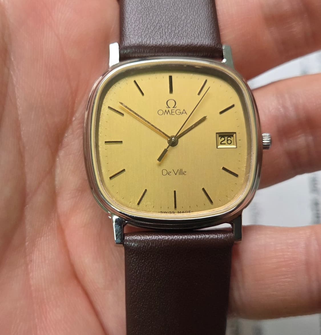 빈티지 오메가 드빌 라운드사각 샴골판 싱글데이트(쓰리침) 슬림 쿼츠 
 상품이미지7