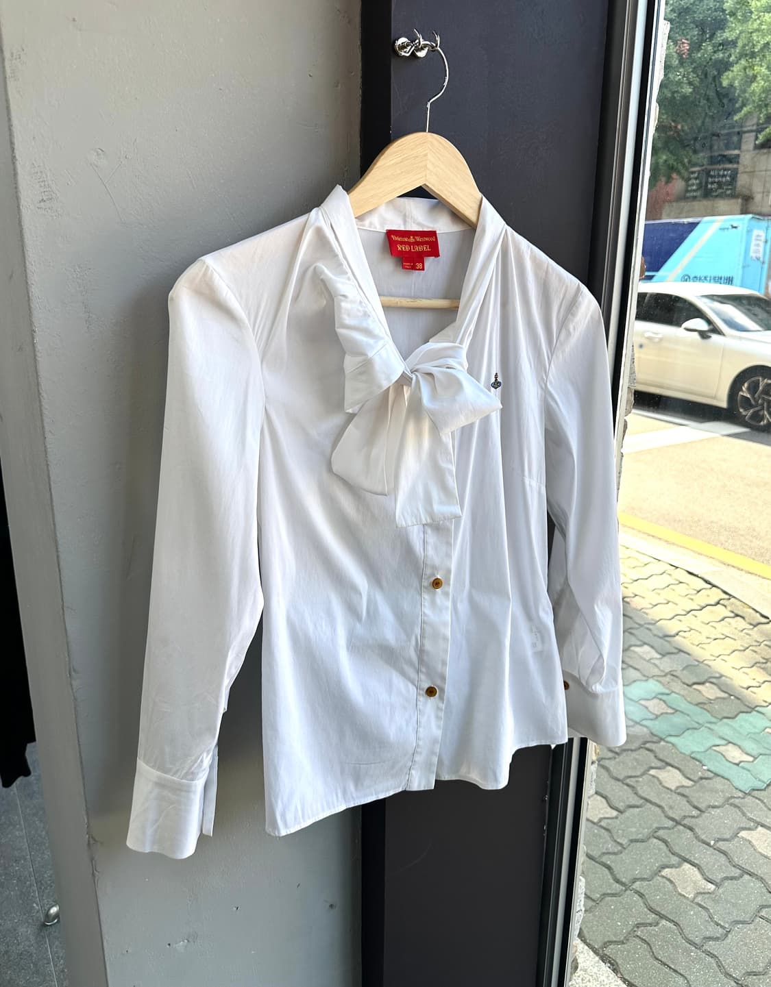 38/ 비비안 웨스트우드 레드라벨 스트랩 로고 셔츠 상품이미지2