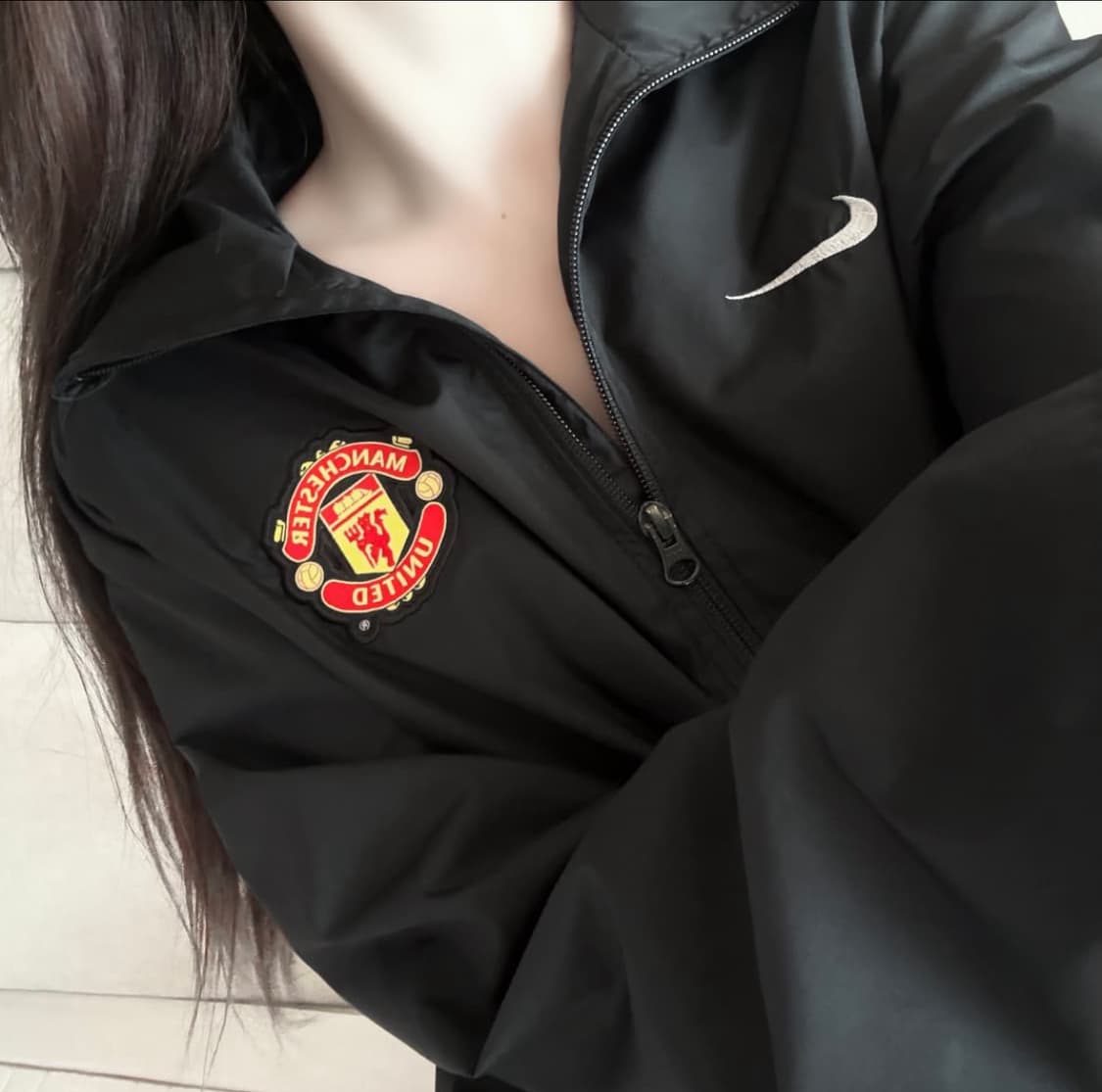 나이키 맨유 블랙 후드 투웨이 윈드러너 상품이미지1