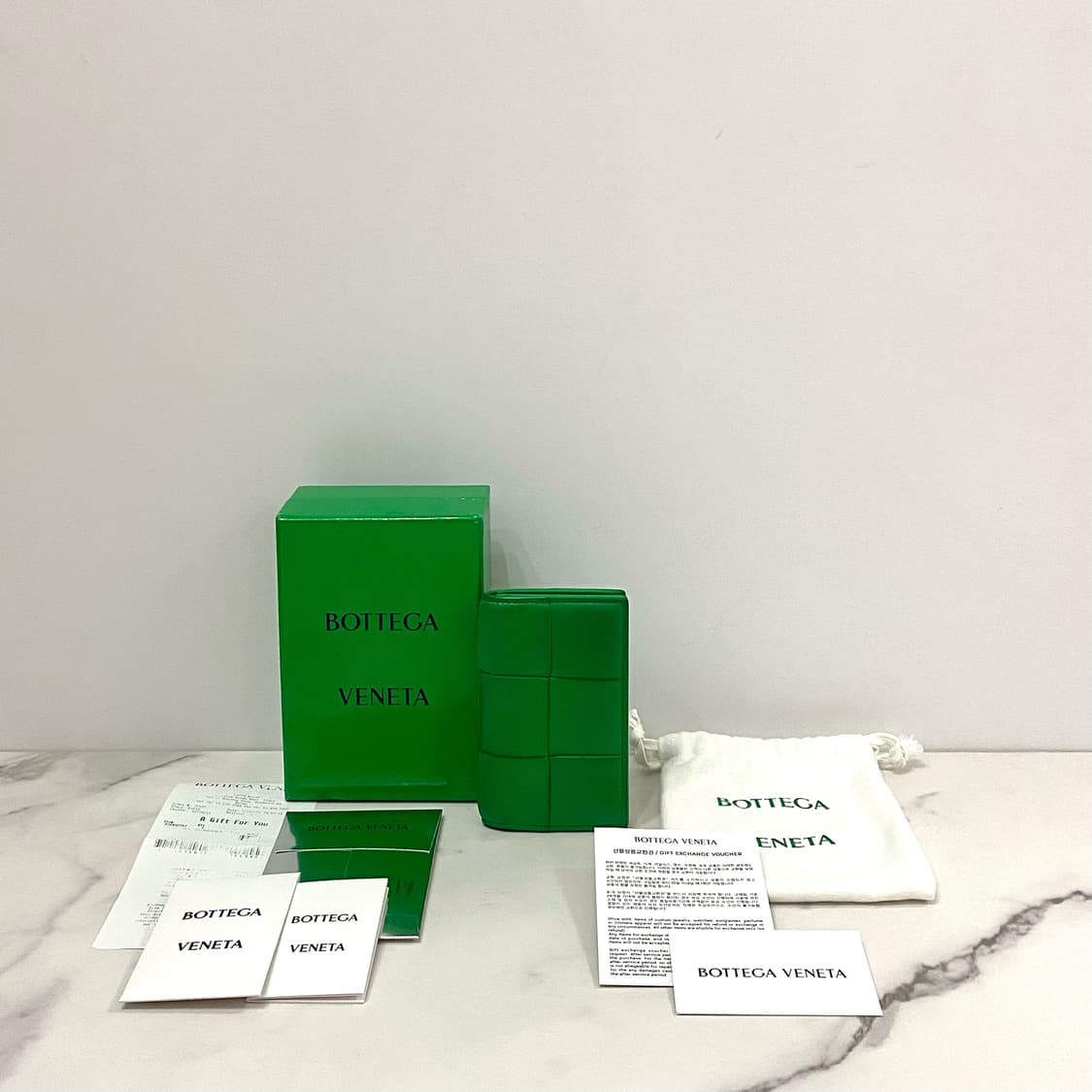 보테가베네타 카세트 카드명함지갑 패러킷 그린 651396VCQC43722 상품이미지1