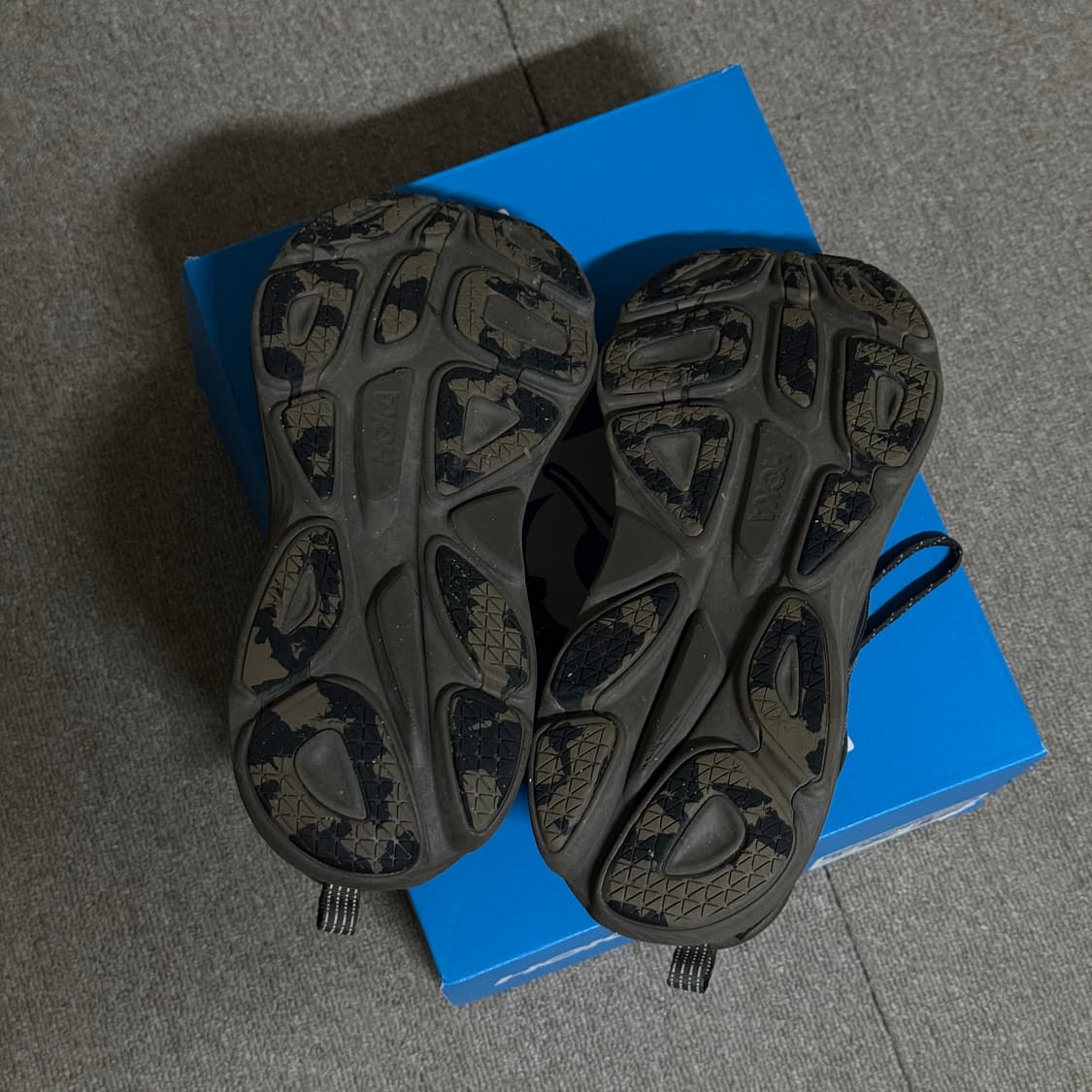 Hoka 호카 본디8 TS 케이지 딥 엄버 260  상품이미지6