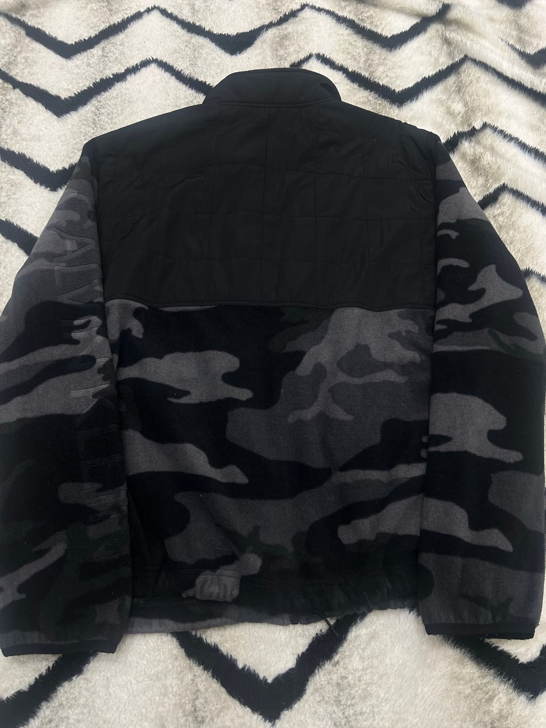 [L]켈빈클라인 카모 플리스 자켓 상품이미지4