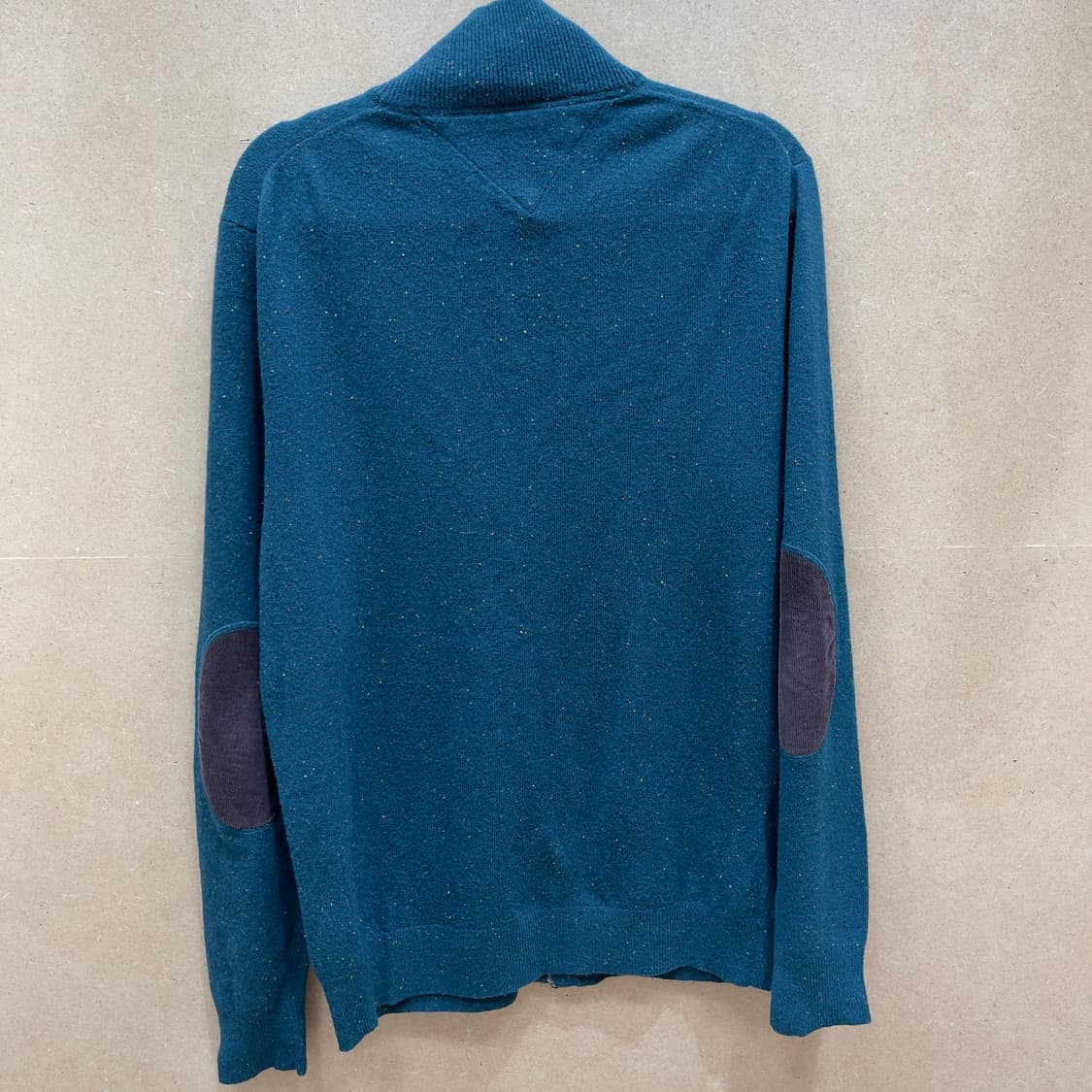 타미힐피거 코듀로이 팔꿈치 패치 니트 집업 상품이미지6