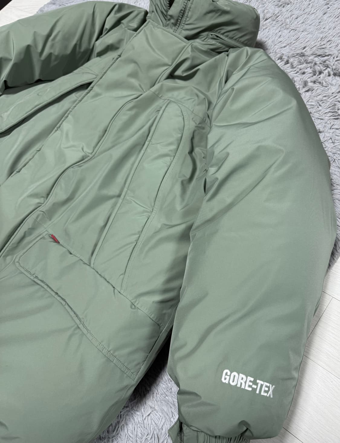 슈프림 700필 고어텍스 파카 m 상품이미지6