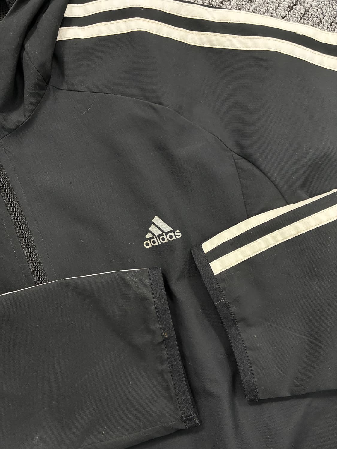 아디다스 블랙 화이트 바람막이 110 상품이미지6