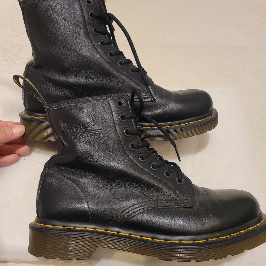 닥터마틴 11821 8홀 부츠 250 상품이미지4