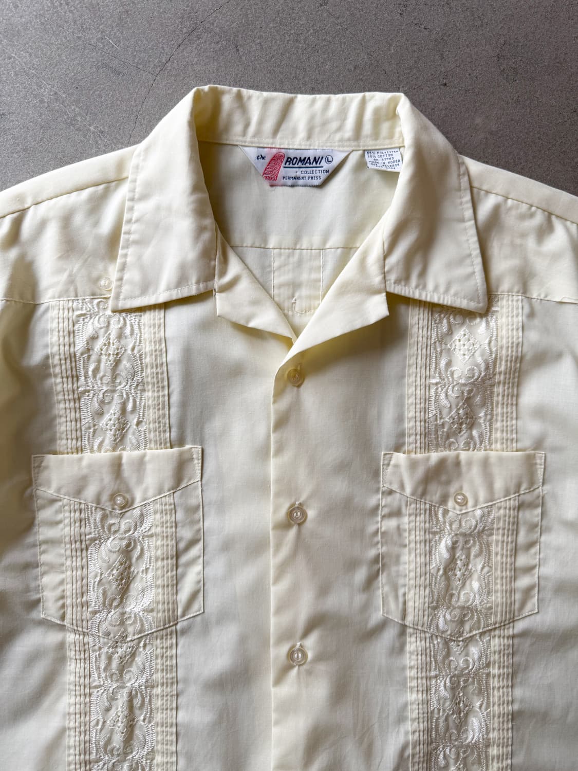 Romani Embroidered Guayabera Shirt 상품이미지2