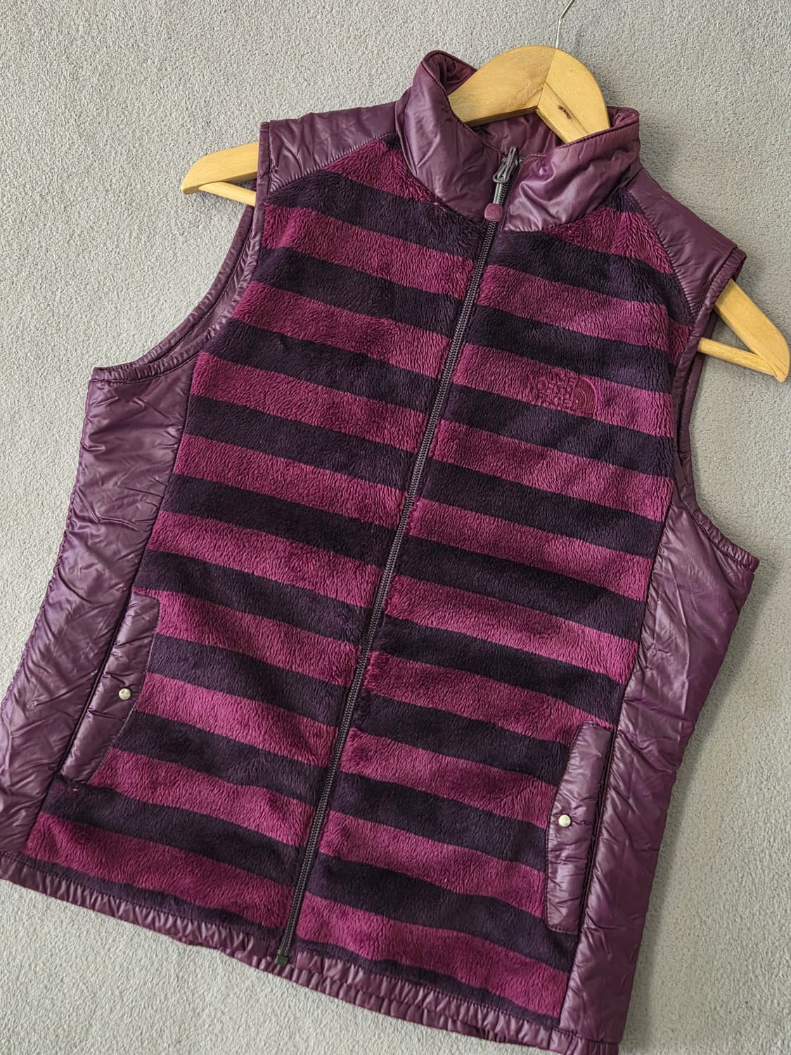 (90) 노스페이스 아웃도어 동계 양면 조끼
 상품이미지1