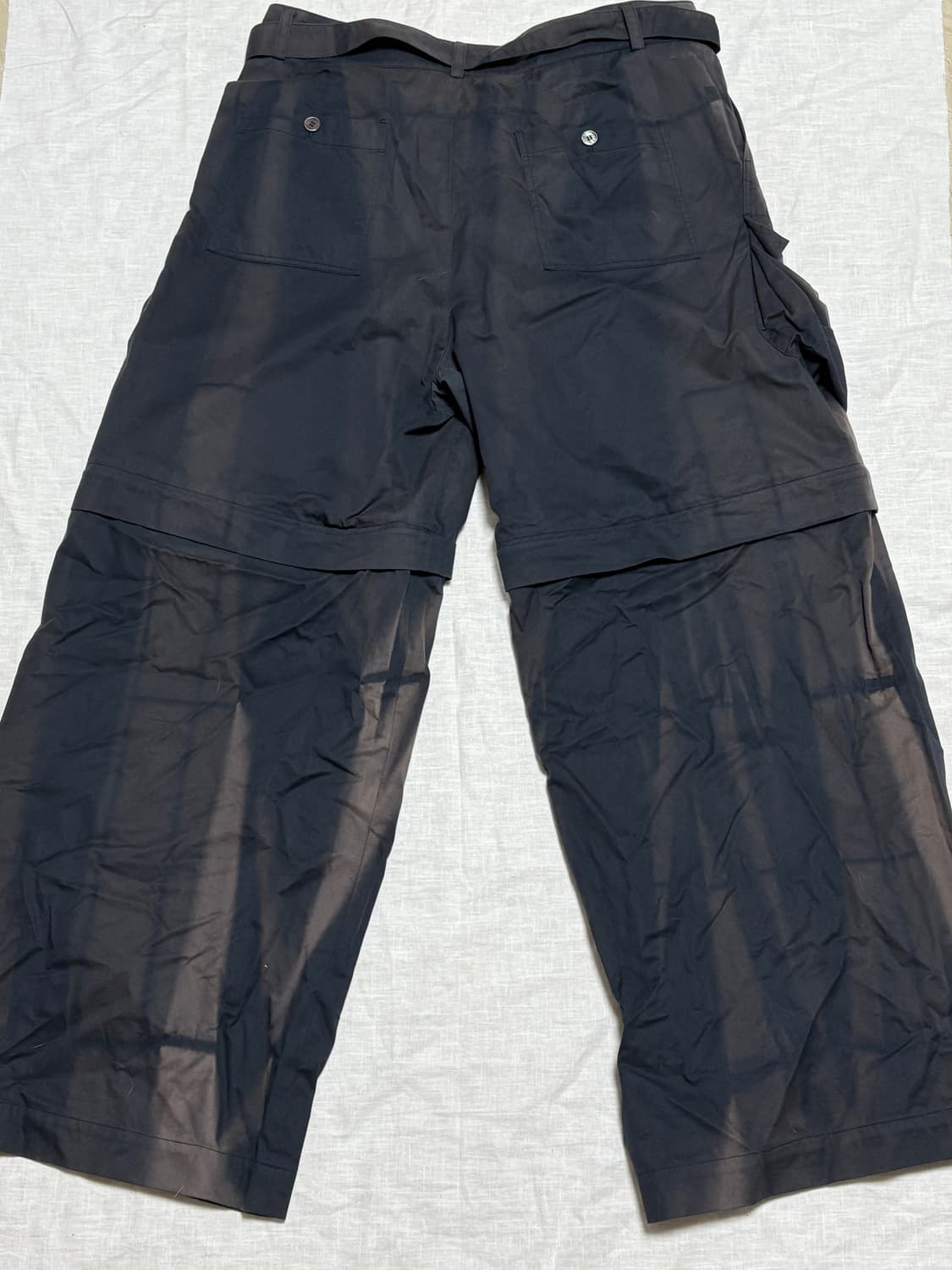 지용킴 24ss DETACHABLE 카고 팬츠 팝니다 상품이미지5