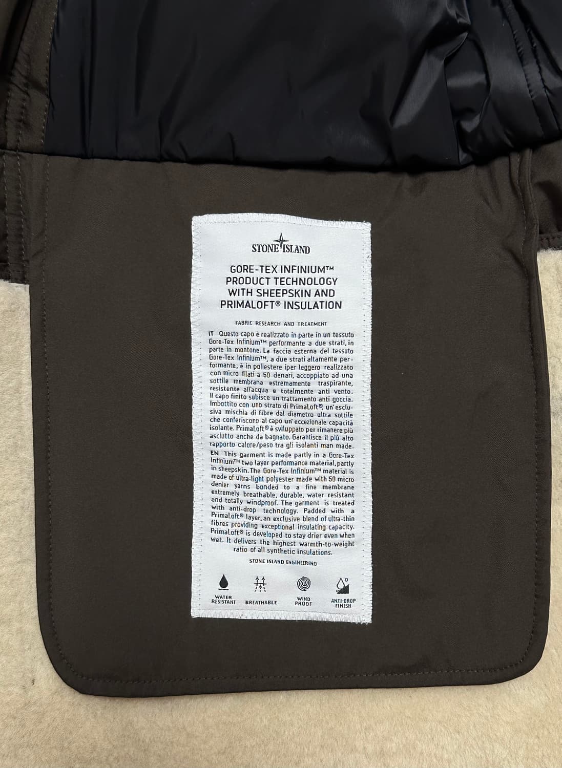 스톤아일랜드 고어텍스 쉽스킨 점퍼 19/20 M(100) 상품이미지2