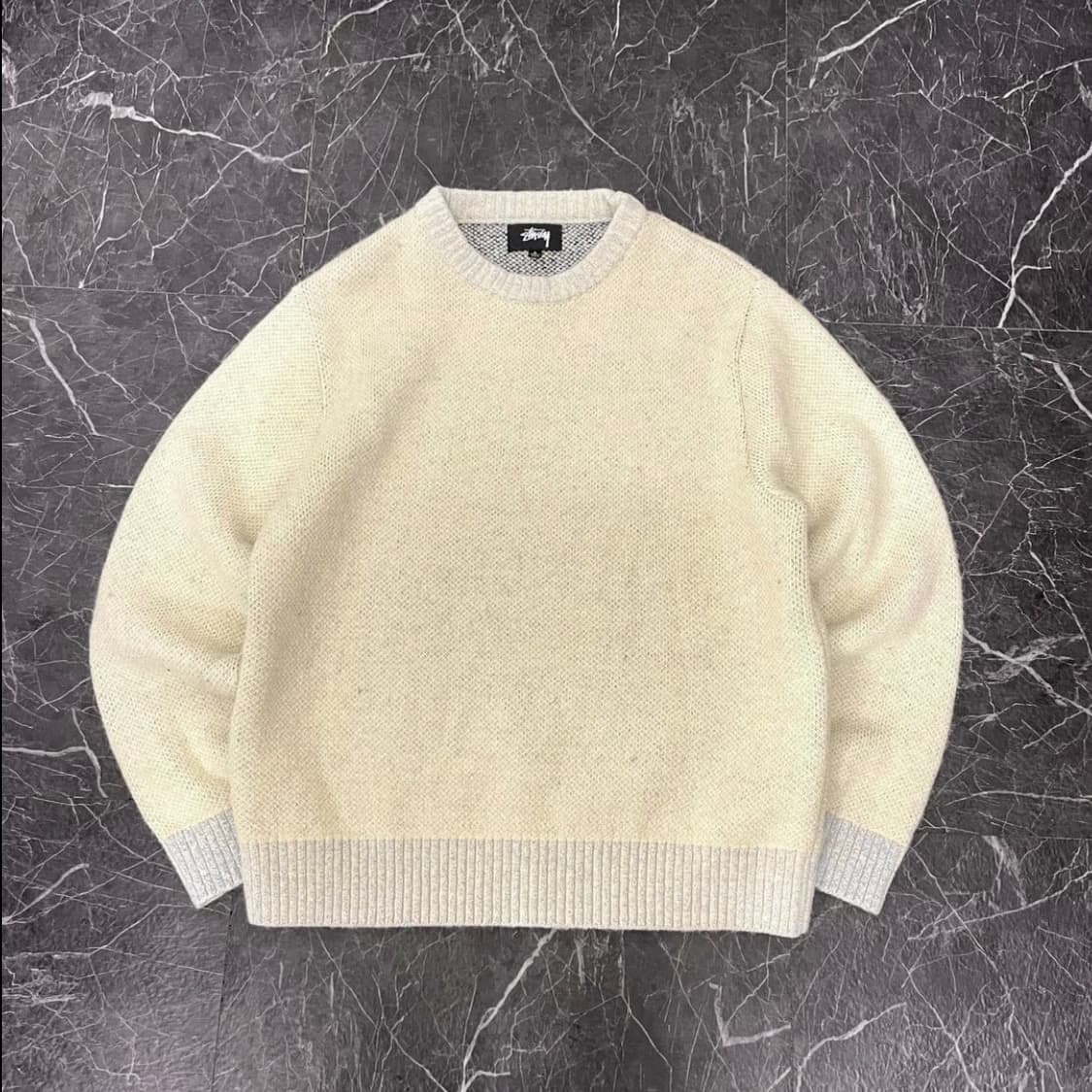 스투시 8볼 헤비 브러쉬드 모헤어 스웨터 크림 상품이미지2