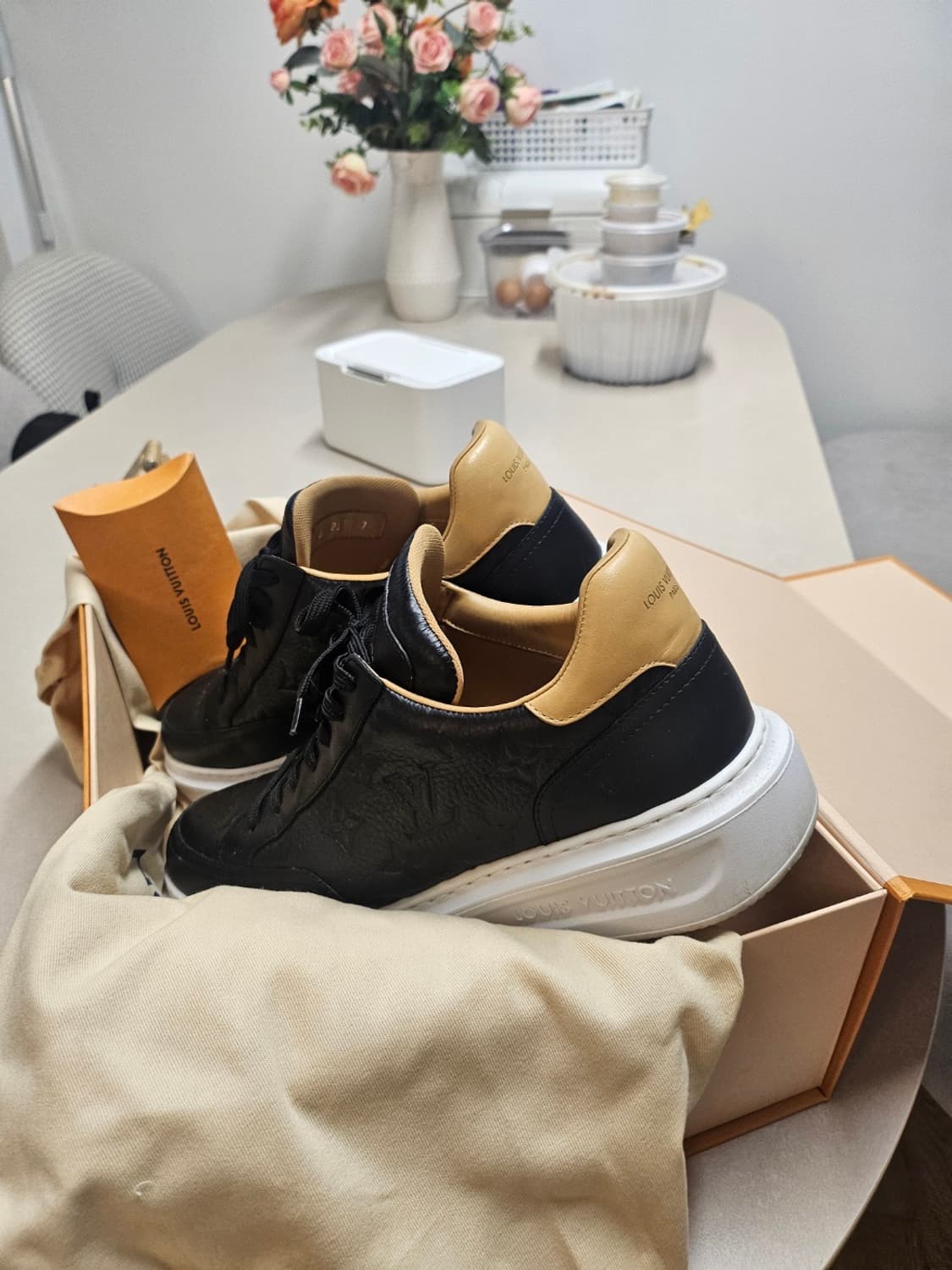 루이비통 비버리 힐스 스니커즈 블랙 260 상품이미지5