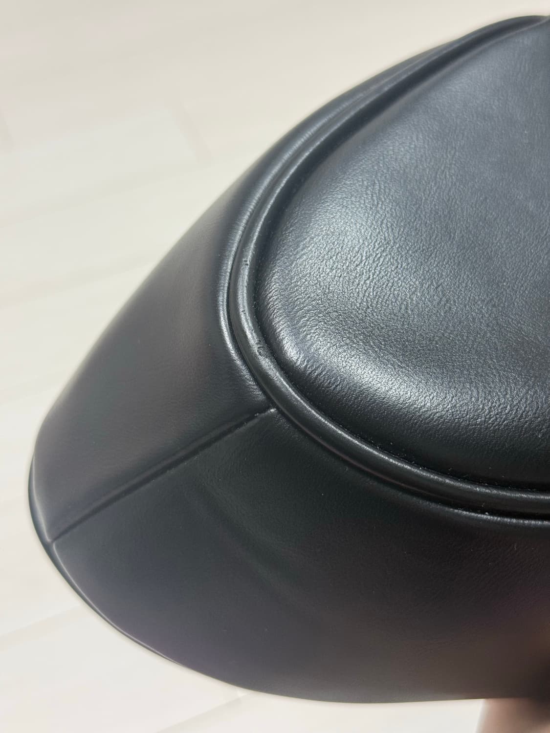 디젤 플레이 숄더백 블랙 (거의 새상품) 상품이미지5