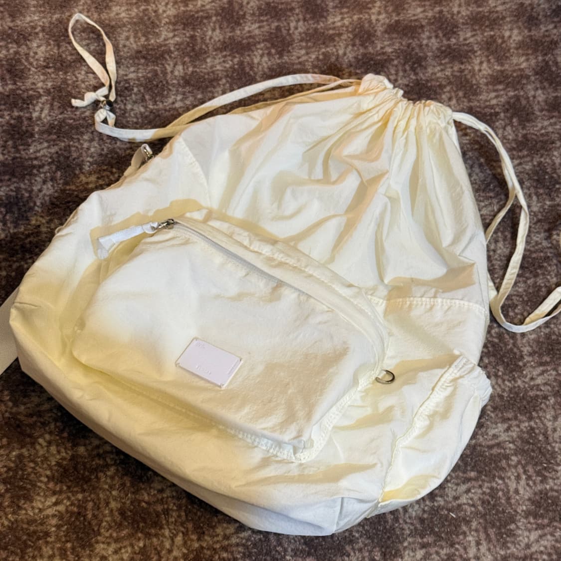 페넥 드로우스크링 백팩 화이트  상품이미지1