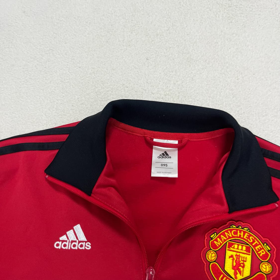 Adidas red Manchester United jersey 상품이미지6