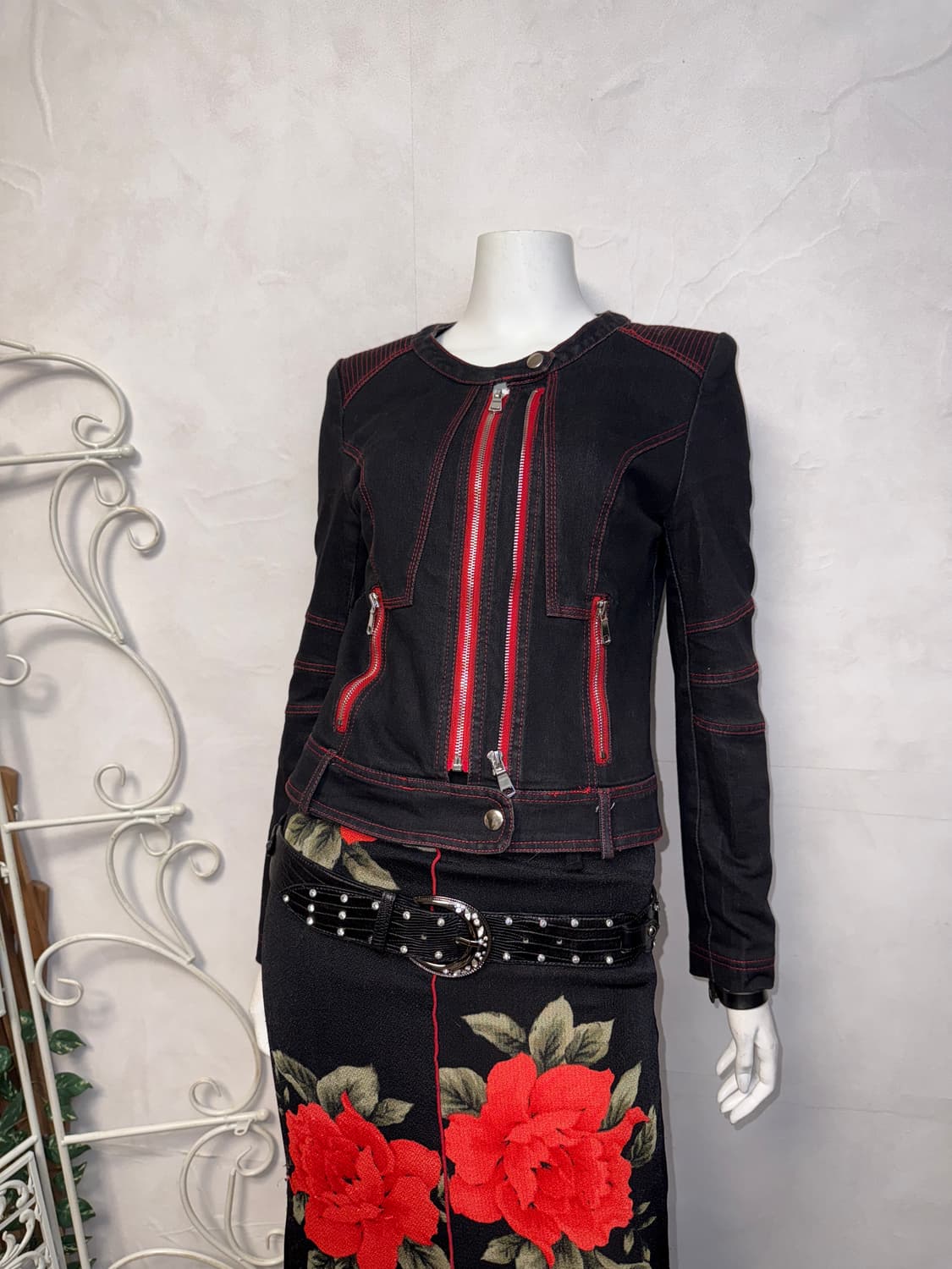 Black denim red stitch crop jacket 상품이미지4