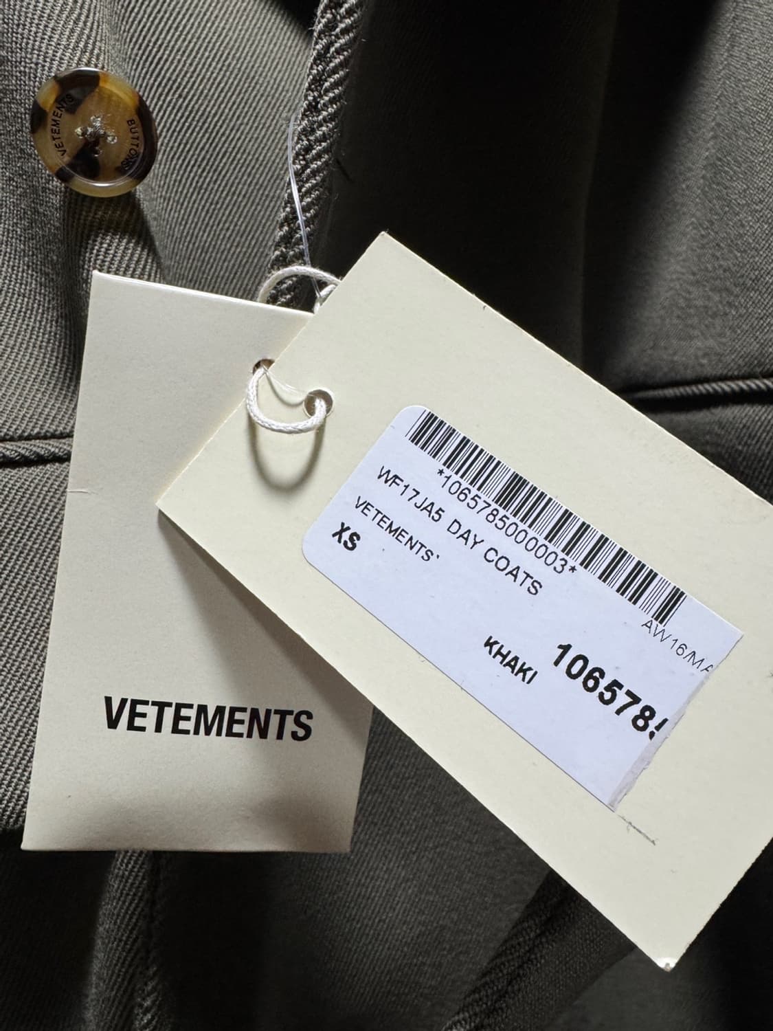 베트멍 17fw 더블숄더 오버사이즈 코트 아카이브 VETEMENTS  상품이미지5