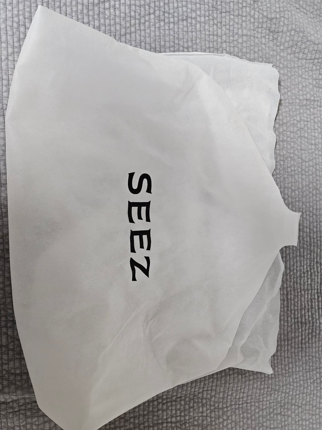 로템버(전 시즈) 스웨이드 쓰리버튼 블레이저 팝니다. 상품이미지3