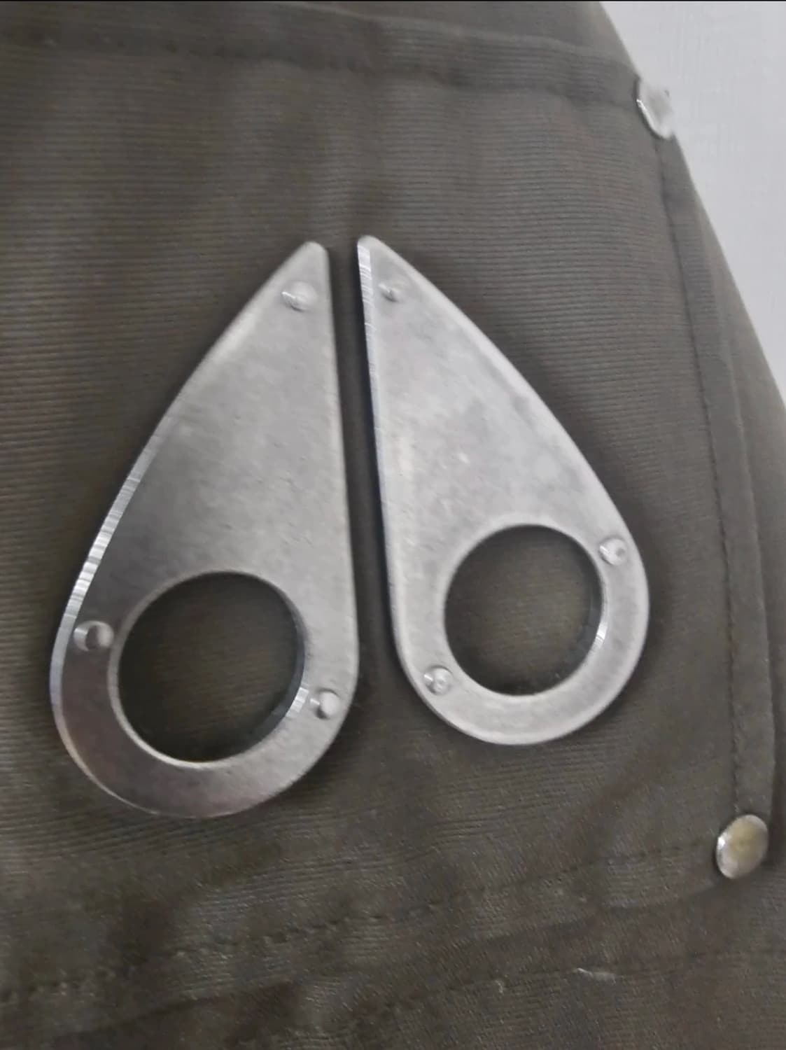 무스너클 쓰리쿼터 패딩 카키색(M/100/매장정품) 상품이미지2