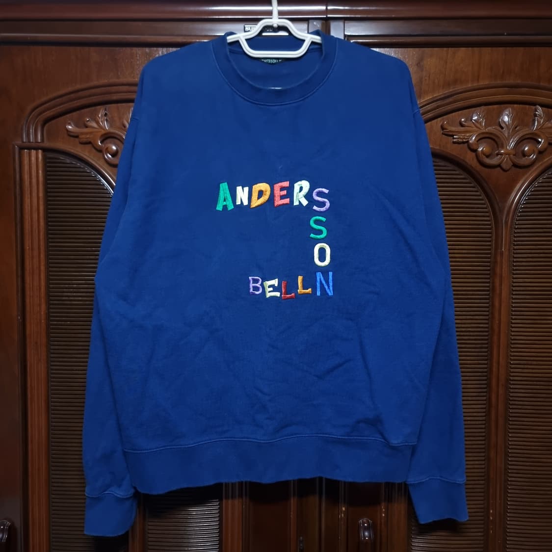[Andersson bell] 블루 오버핏 자수 스웻셔츠 맨투맨 상품이미지2