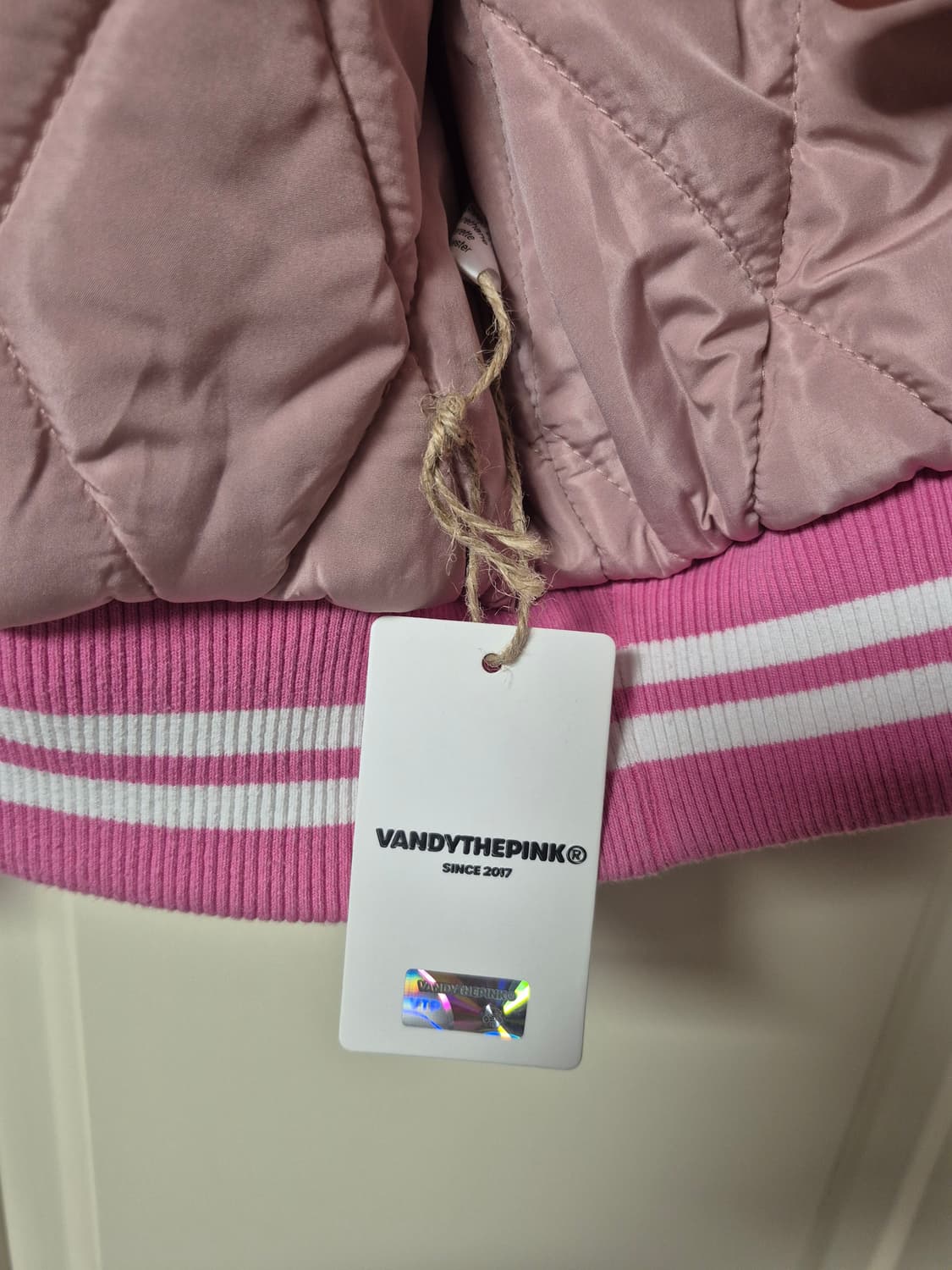 반디 더 핑크 선데 바시티 자켓 핑크 상품이미지3