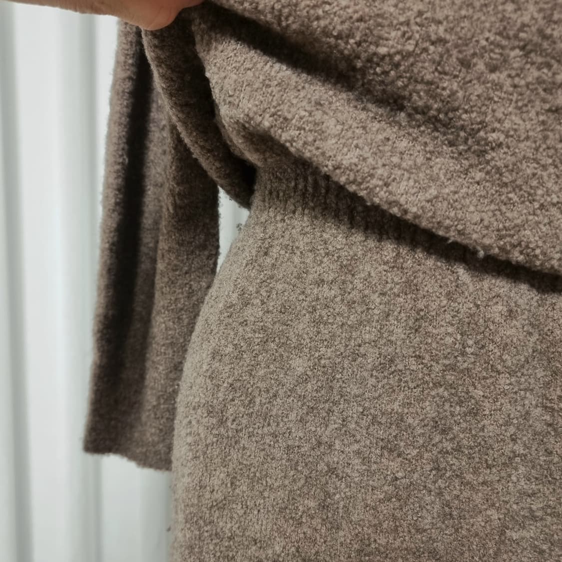 랑방컬렉션 부클 니트 롱원피스 울54,야크22혼방 (55쯤) 22년도생산 상품이미지6