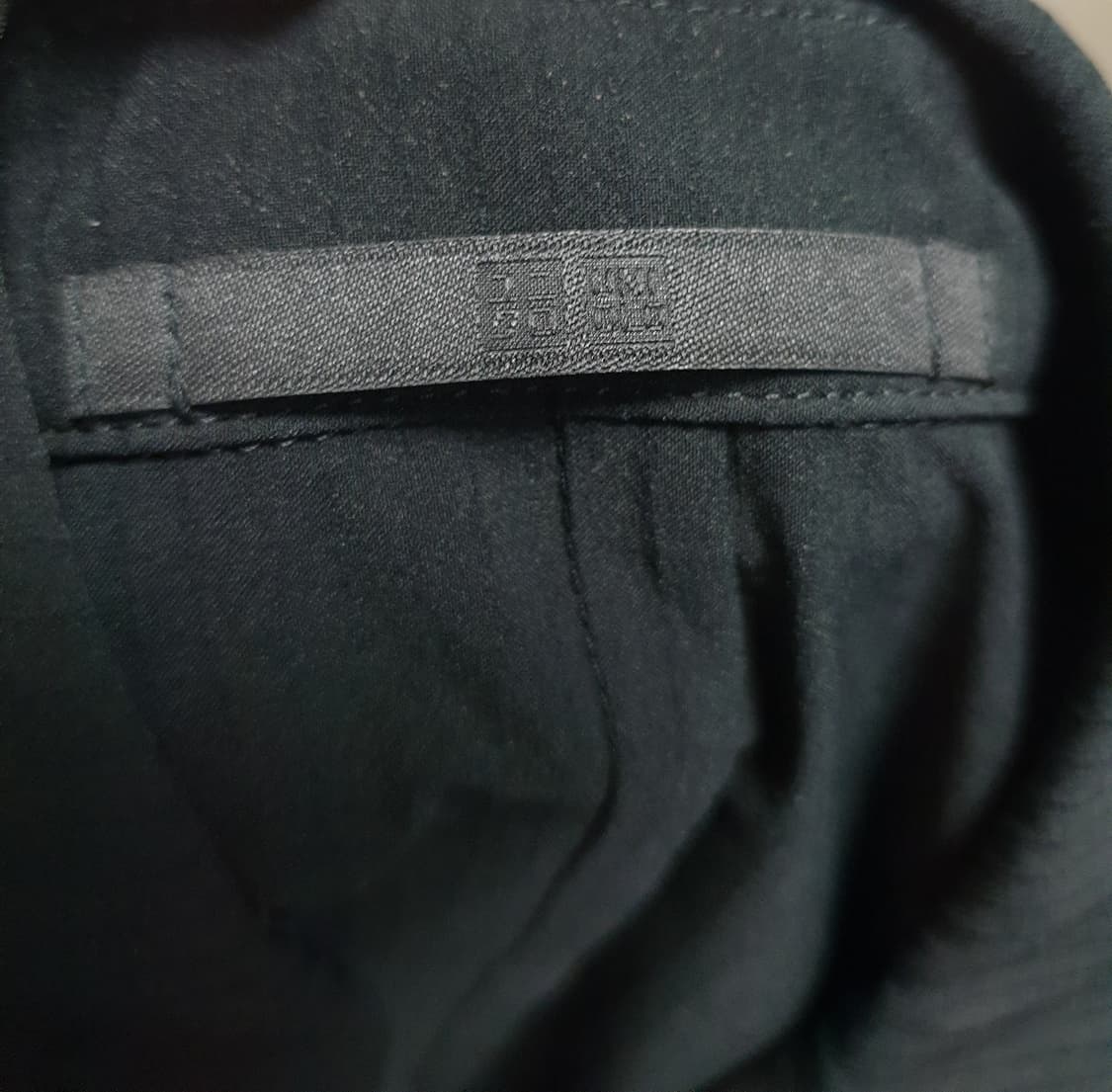 (단종매물) 유니클로 SS시즌 폴리100% 스포티 블레이저 블랙 (L) 상품이미지3